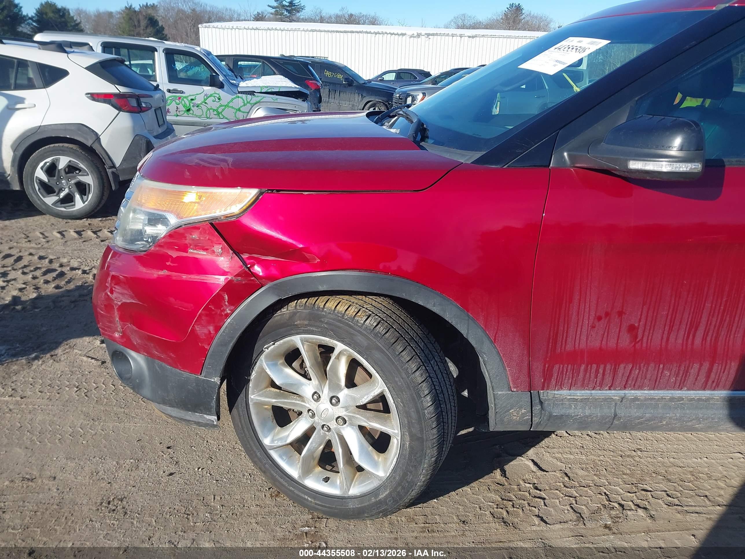 FORD EXPLORER image 6
