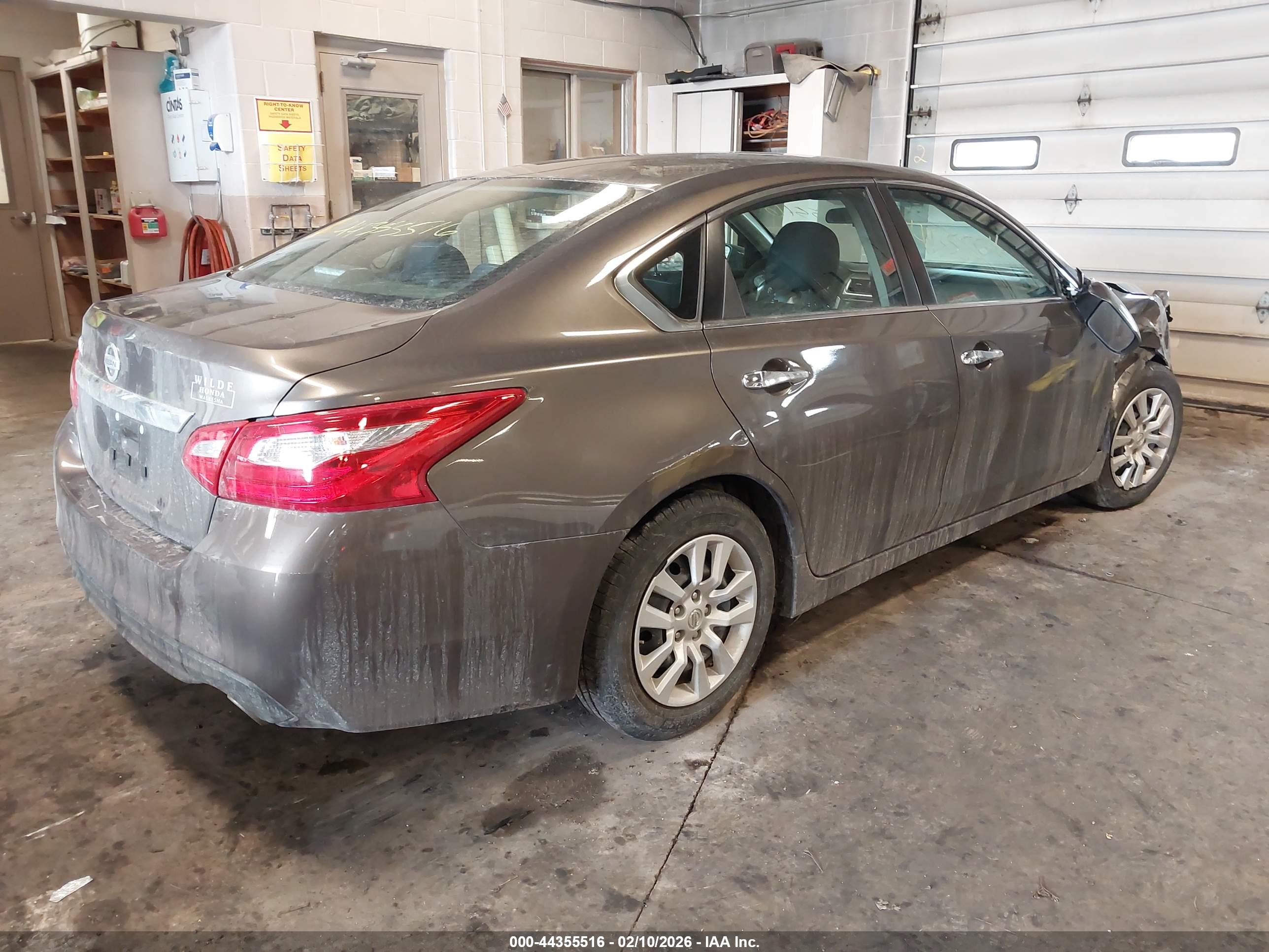 NISSAN ALTIMA image 4