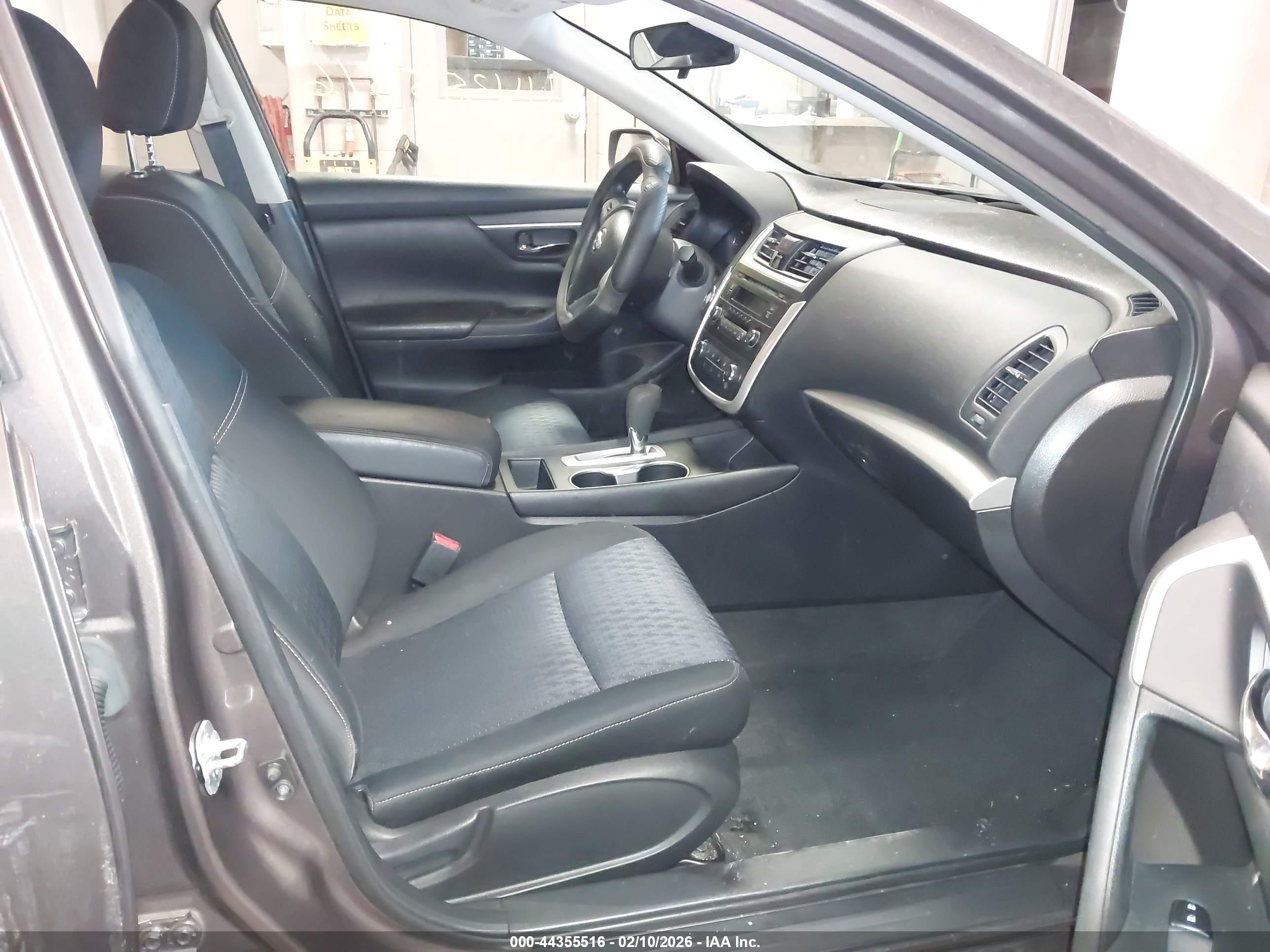 NISSAN ALTIMA image 5