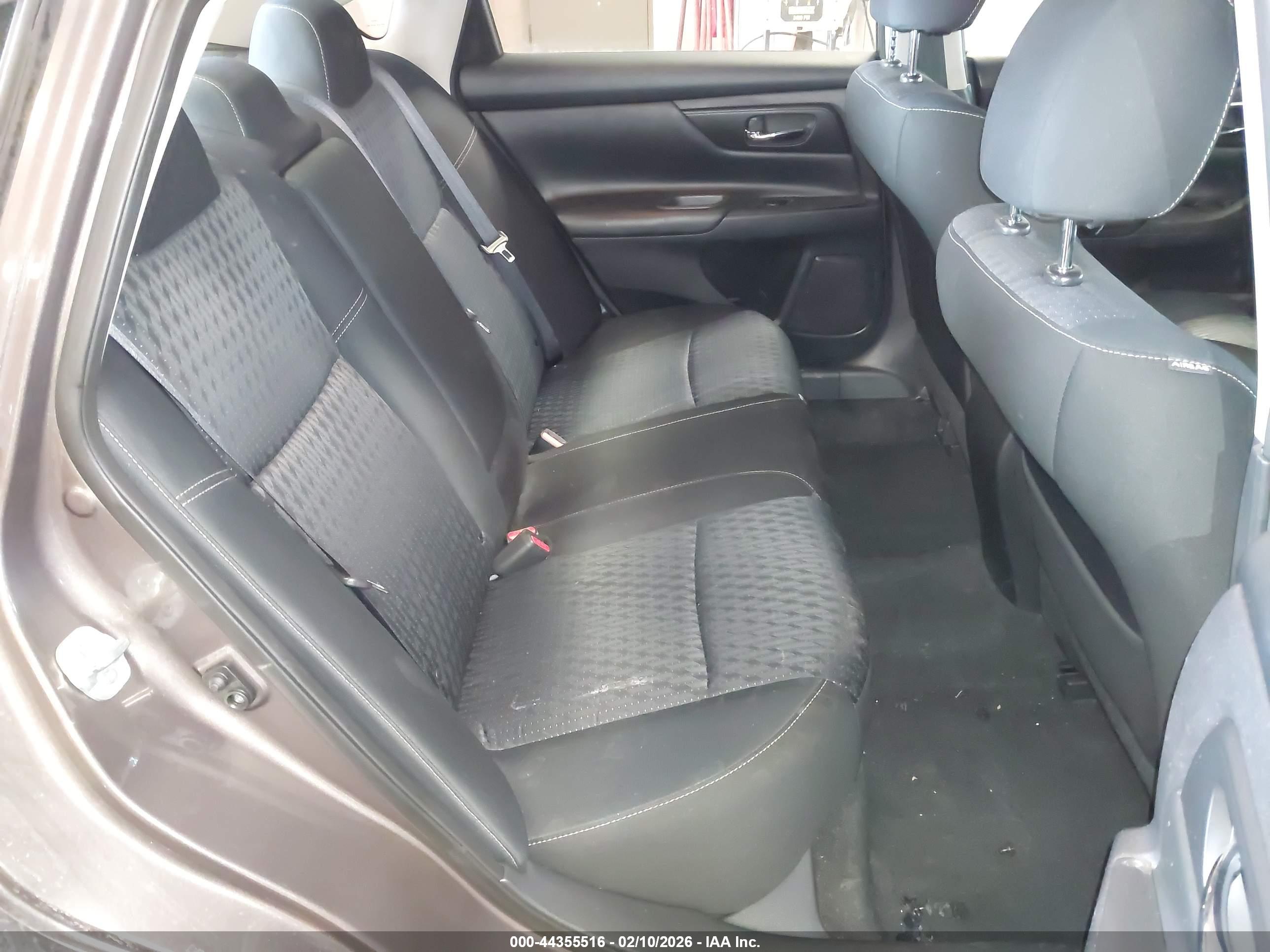 NISSAN ALTIMA image 8