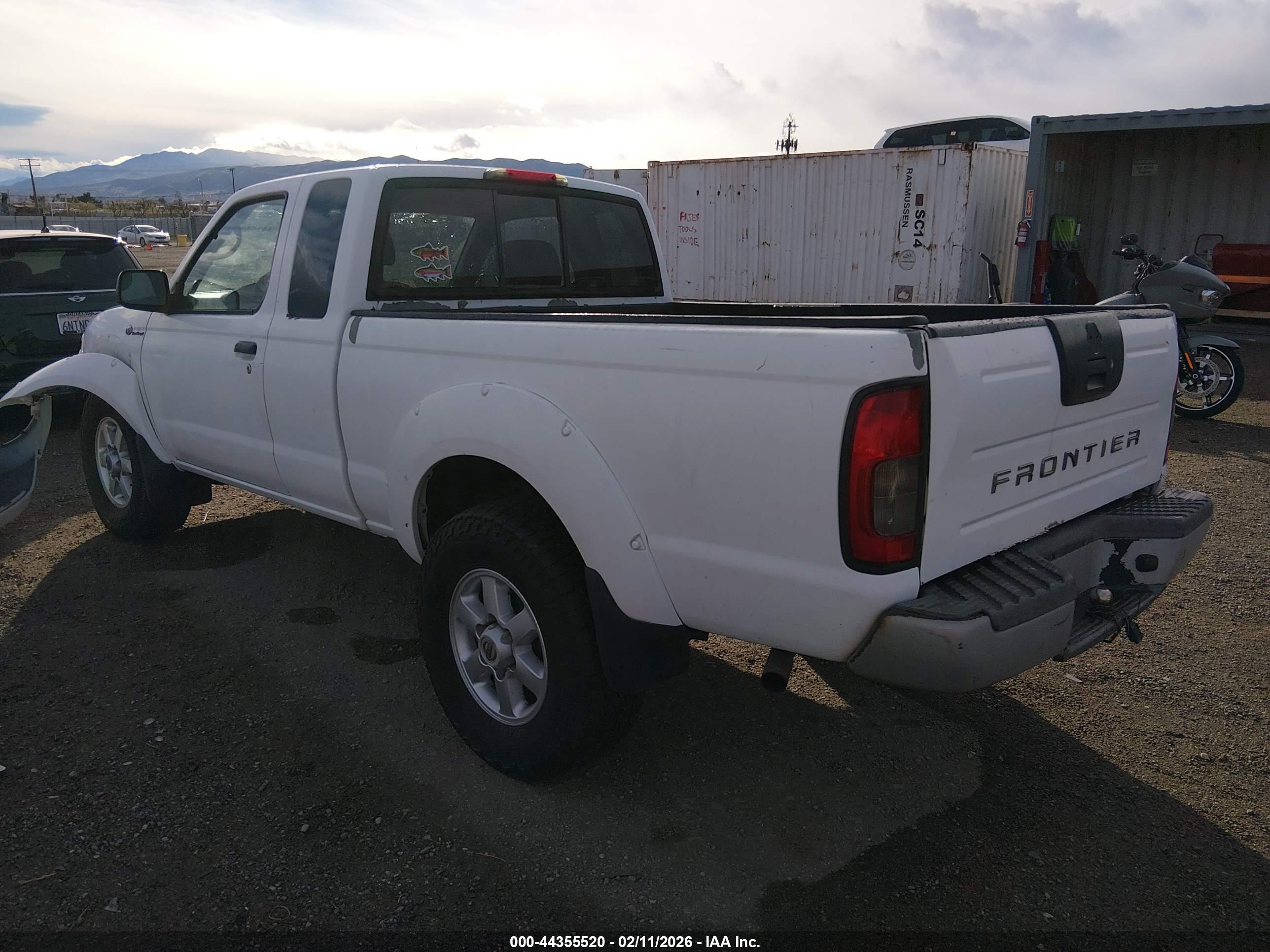 NISSAN FRONTIER image 3