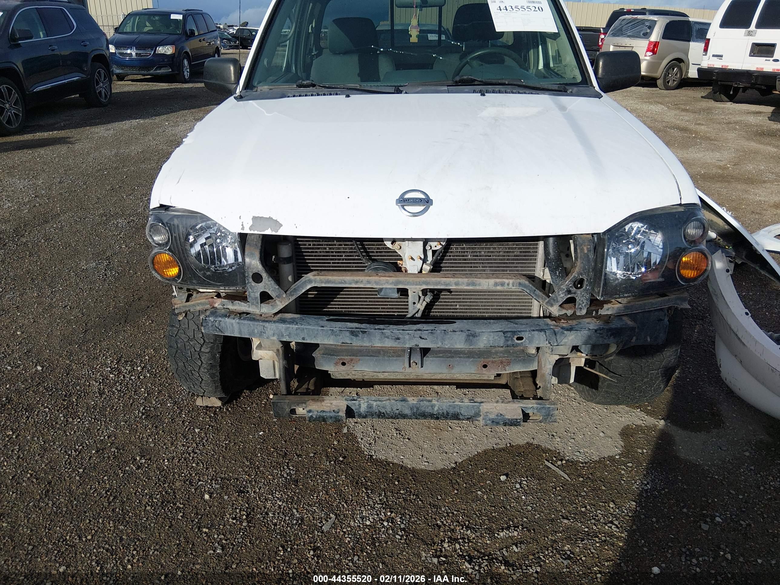 NISSAN FRONTIER image 6