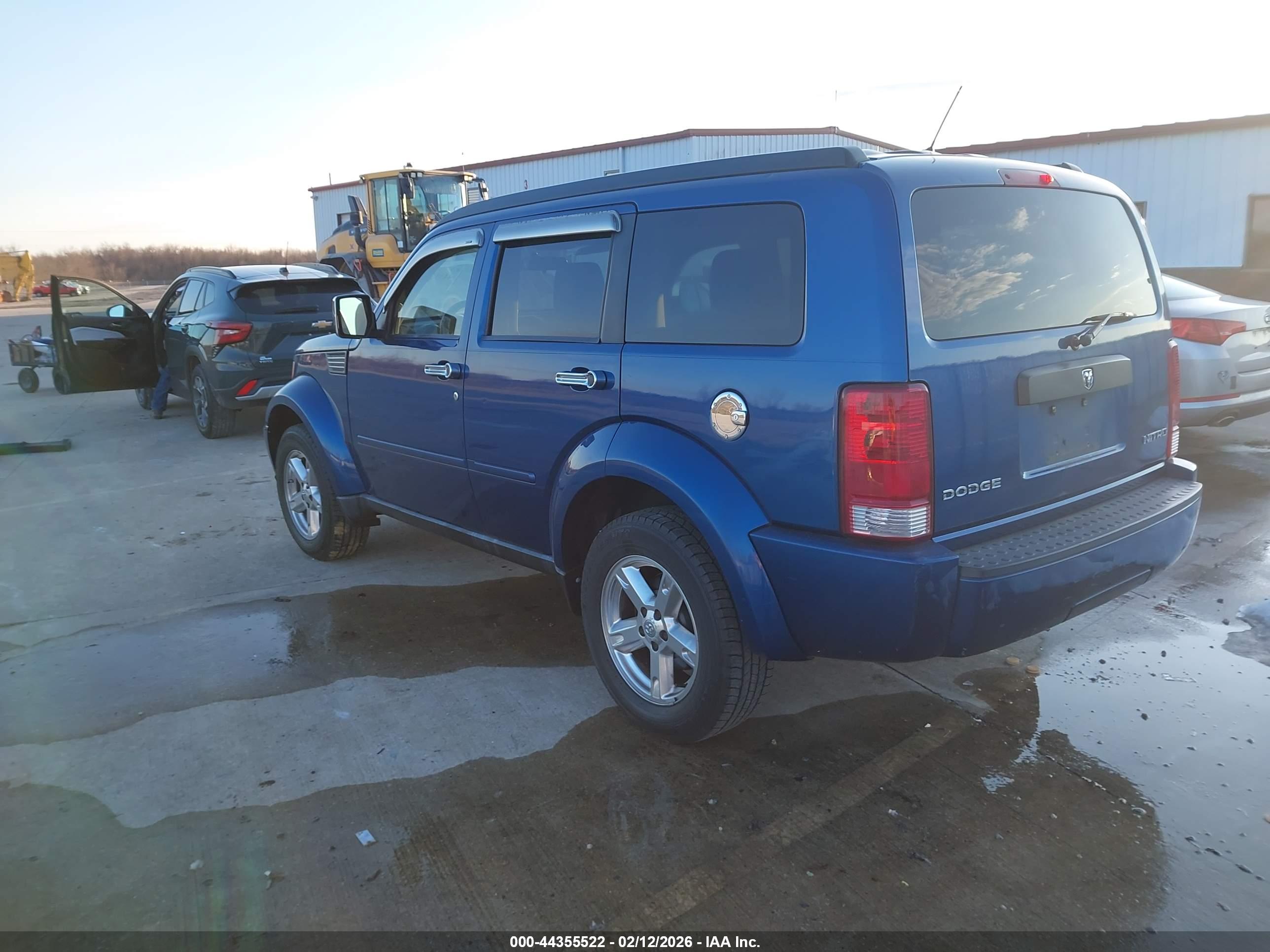DODGE NITRO image 3