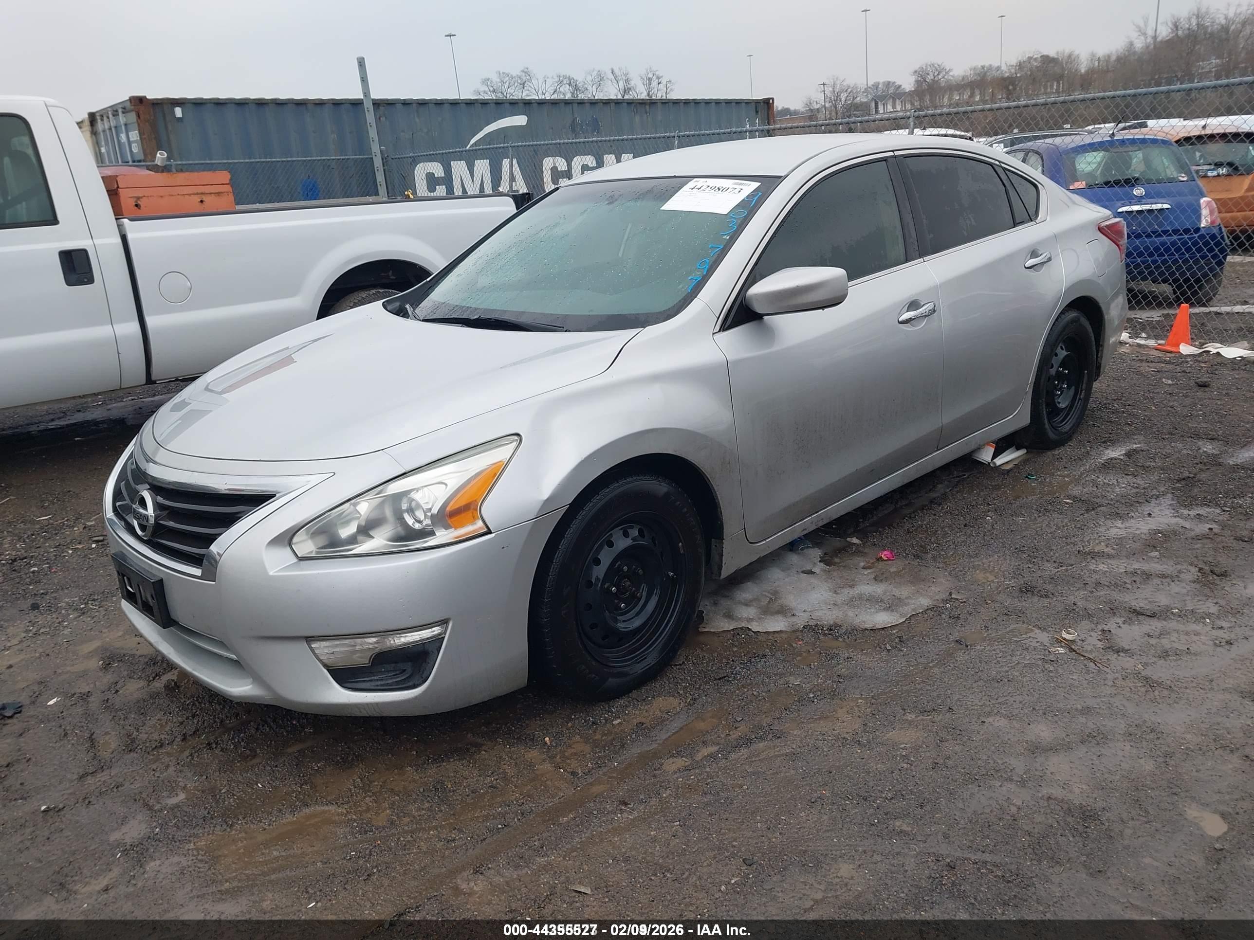 NISSAN ALTIMA image 2