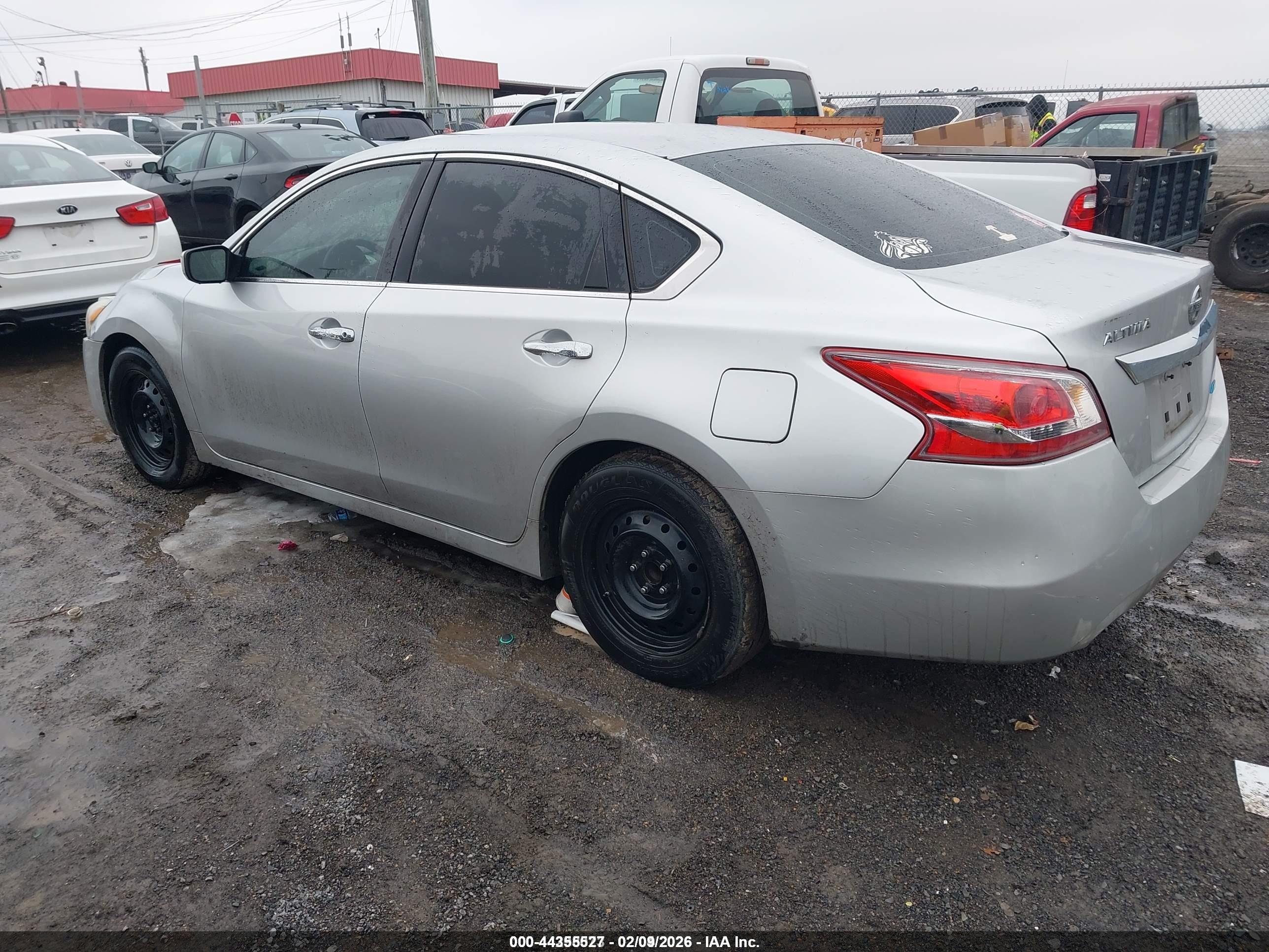 NISSAN ALTIMA image 3
