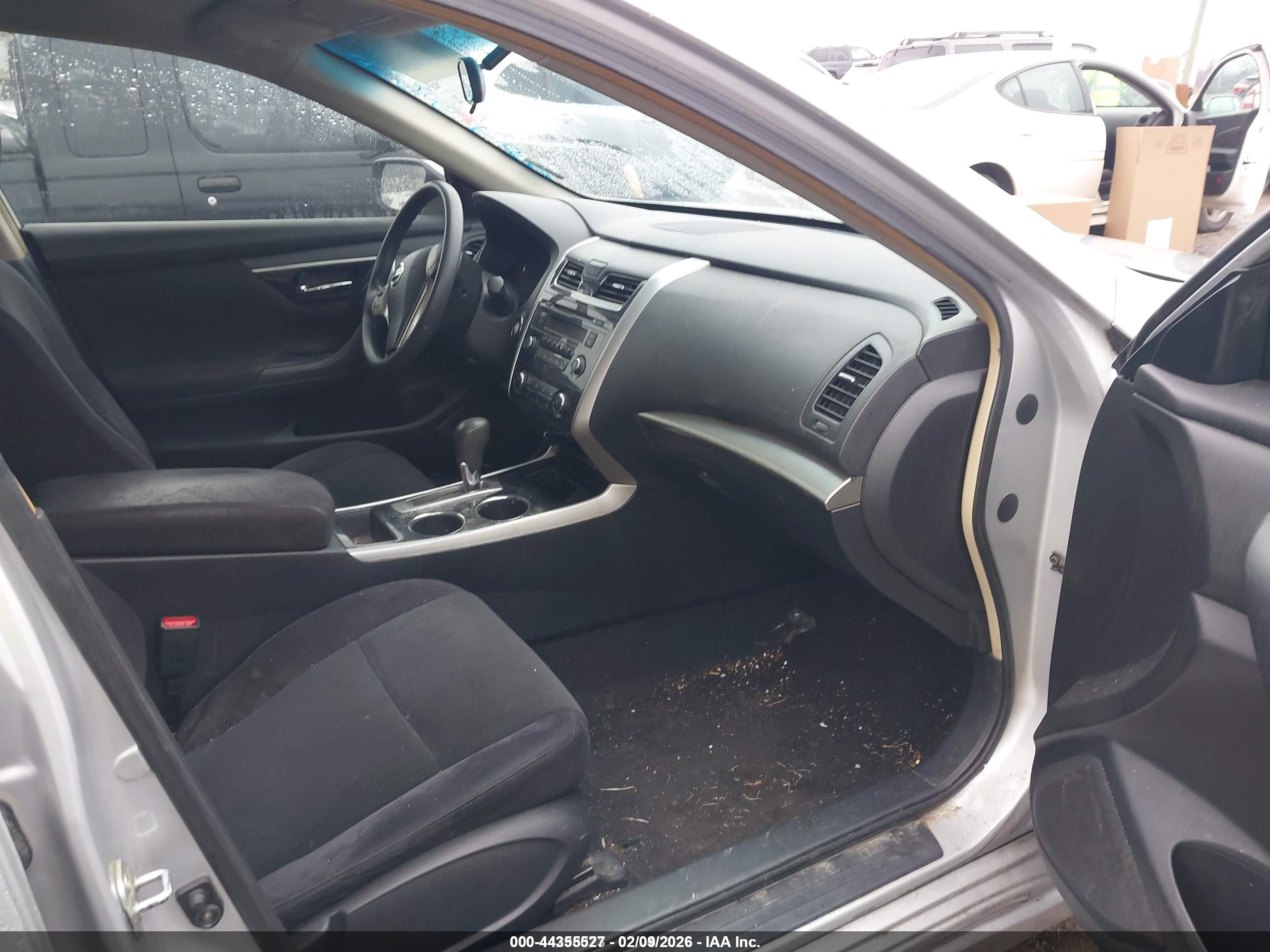 NISSAN ALTIMA image 5