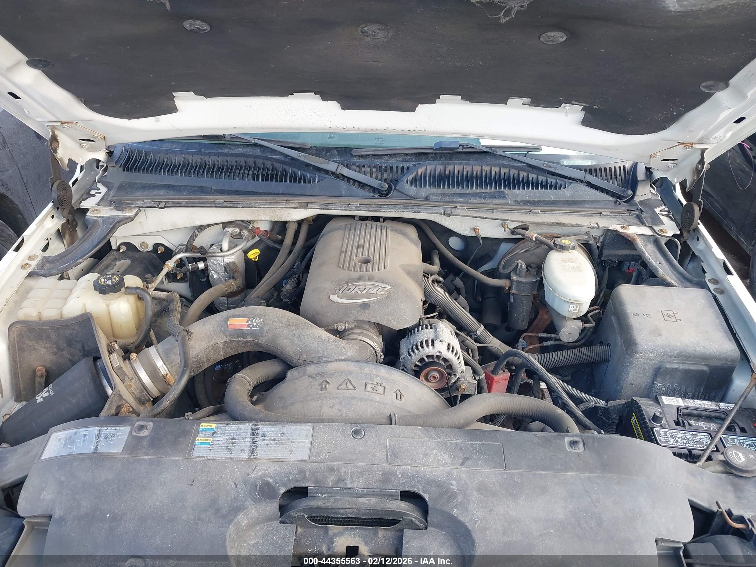 CHEVROLET SILVERADO image 10