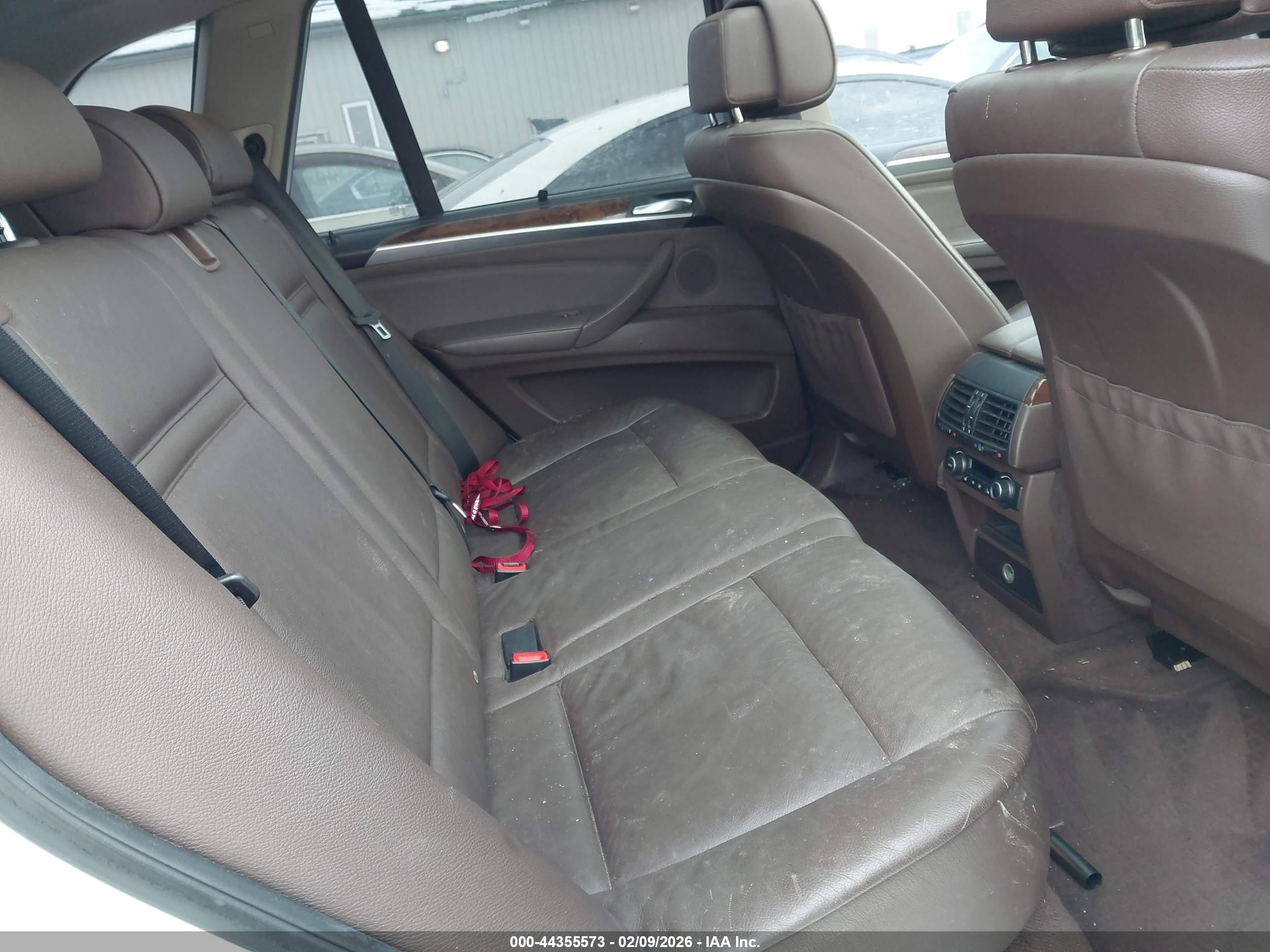 BMW X5 image 8