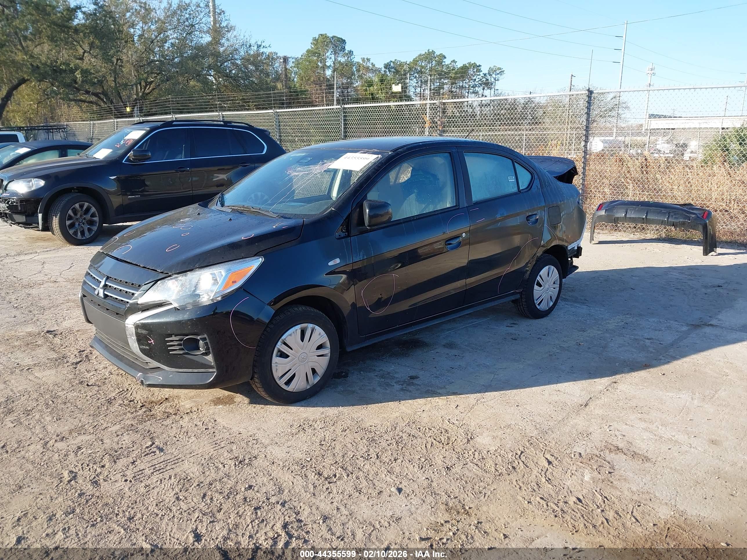 MITSUBISHI MIRAGE image 2