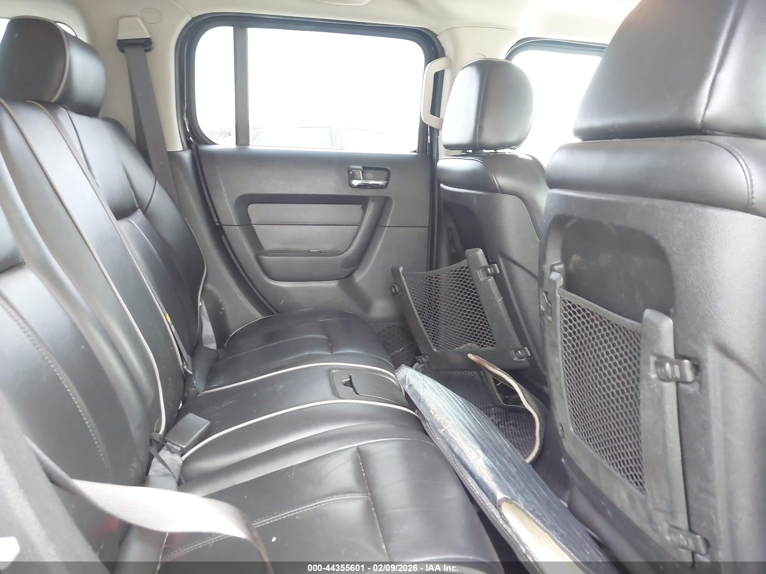HUMMER H3 image 8