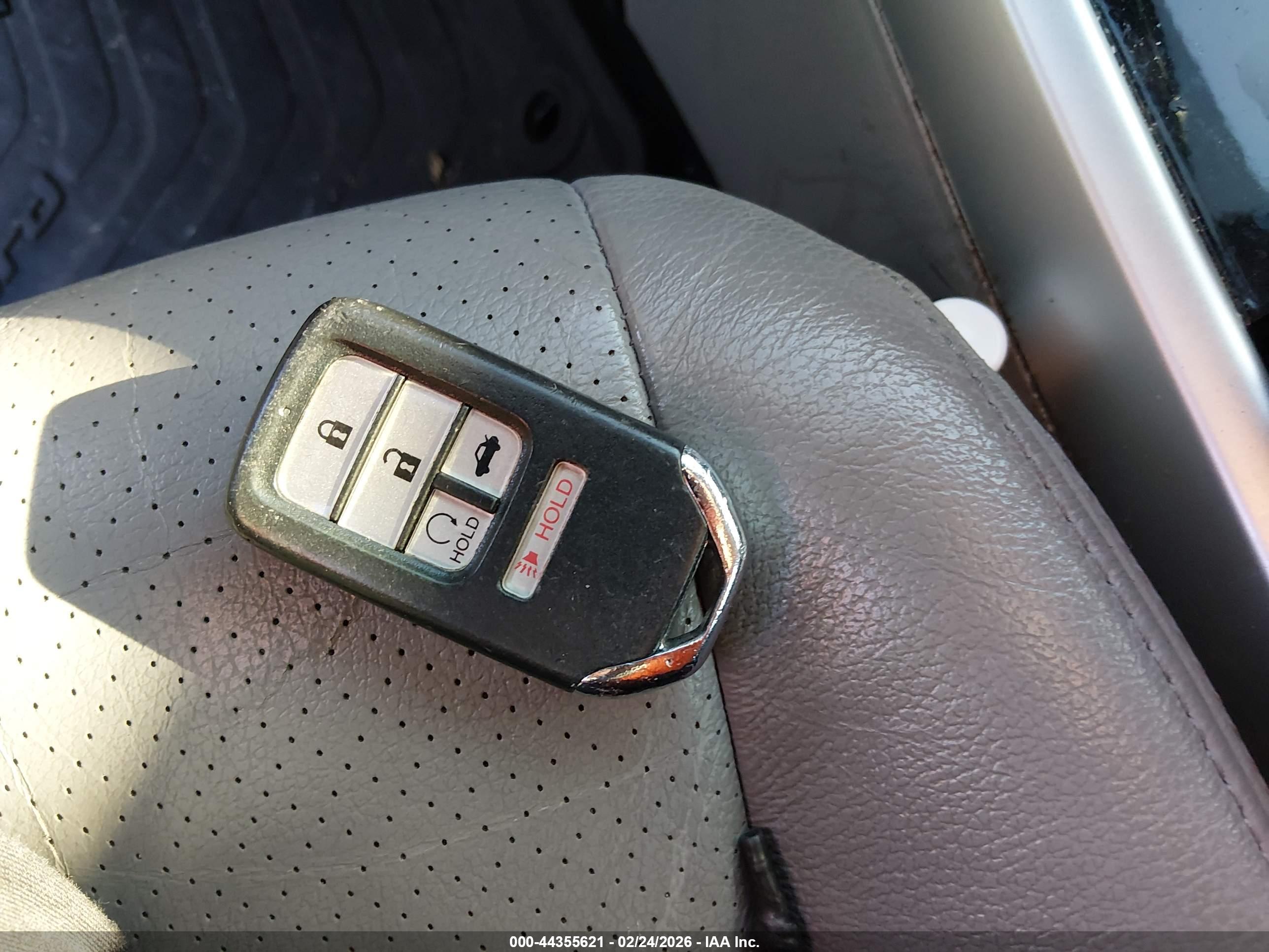 HONDA ACCORD image 11