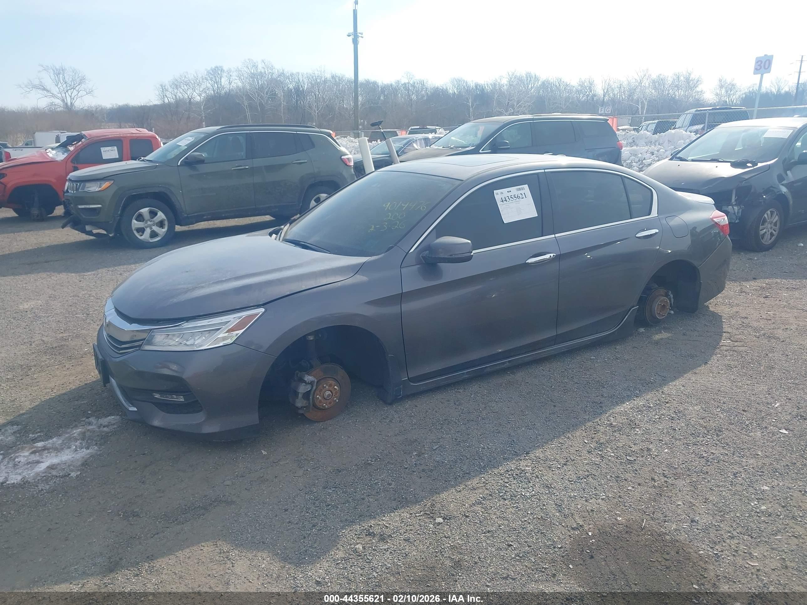 HONDA ACCORD image 2