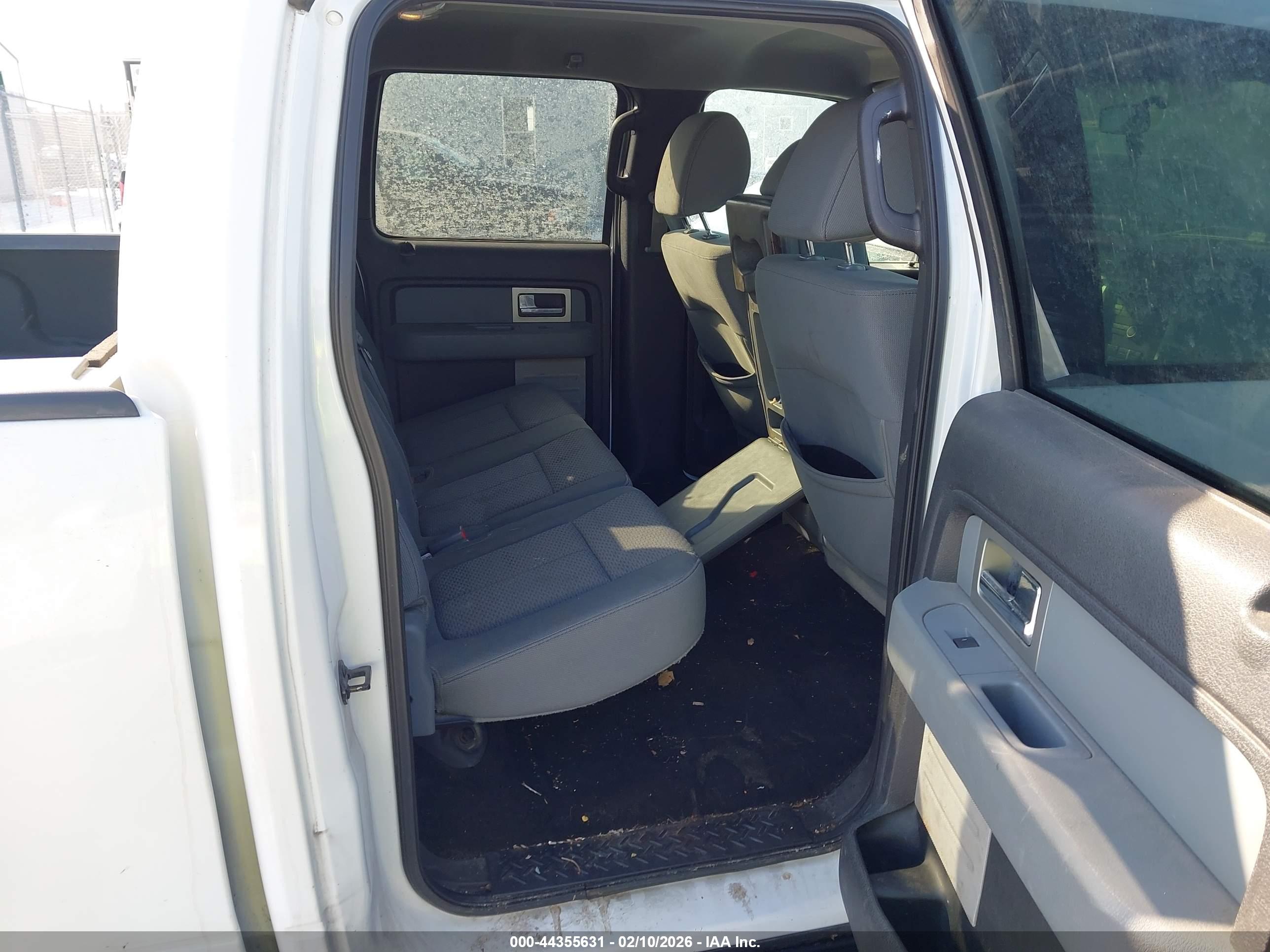 FORD F-150 image 8