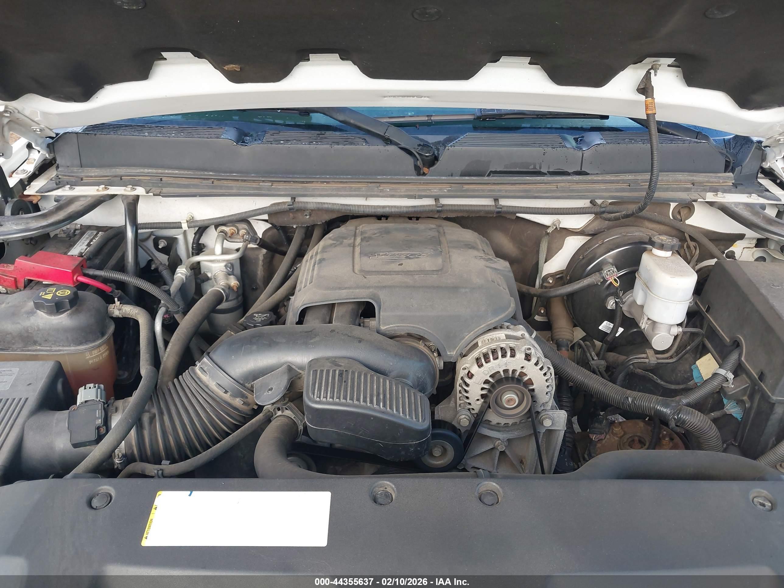 CHEVROLET SILVERADO image 10