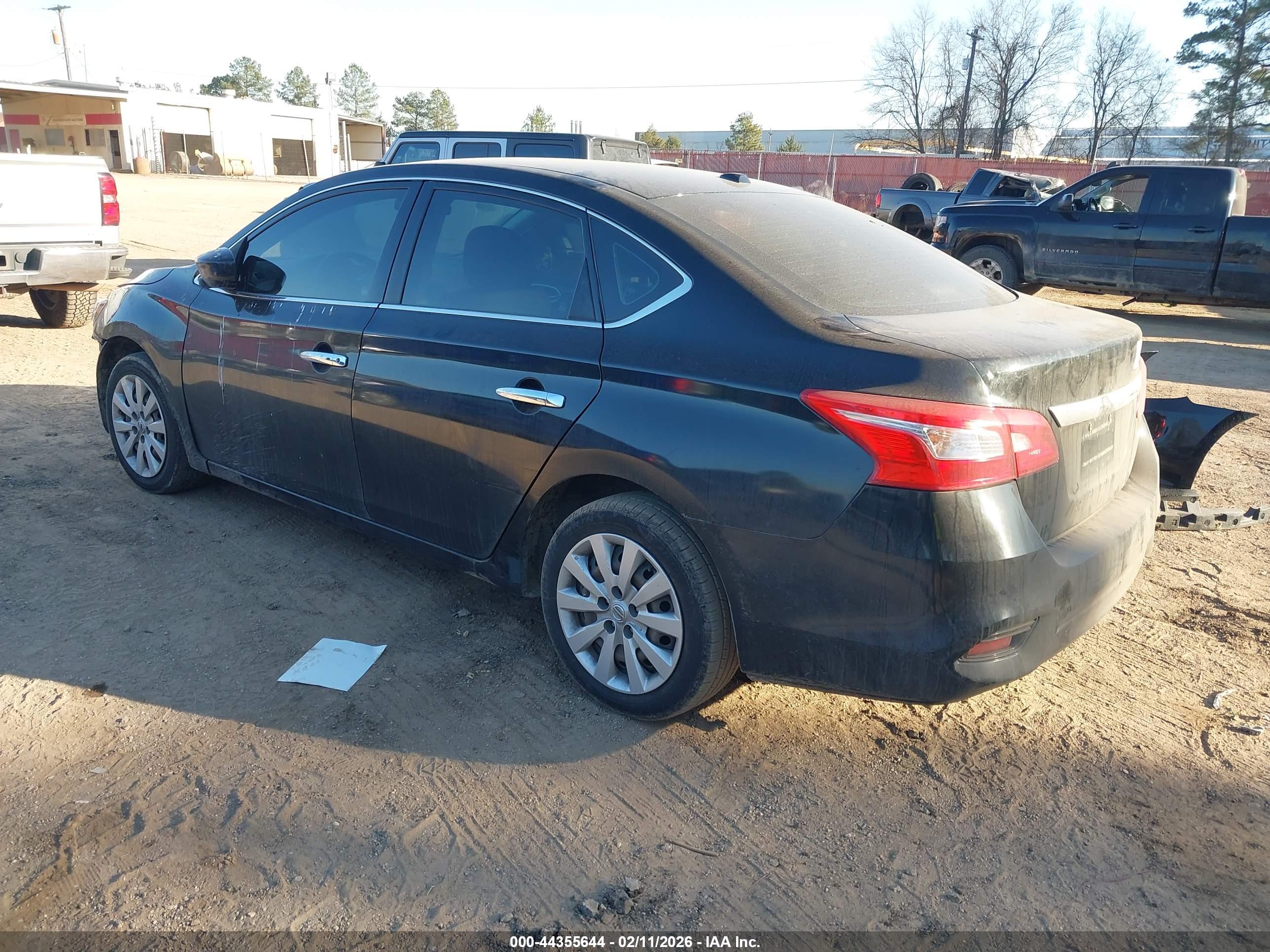 NISSAN SENTRA image 3