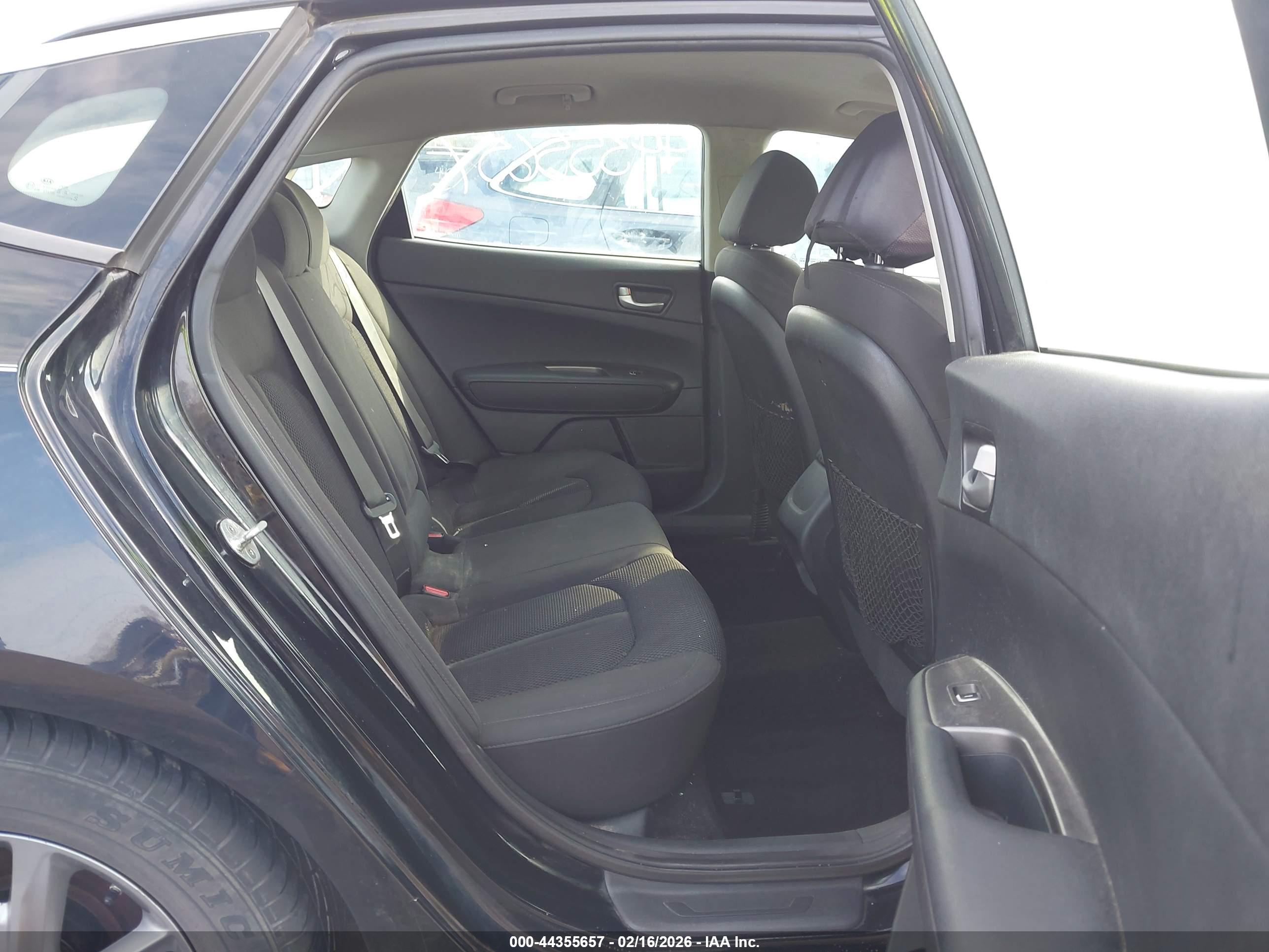 KIA OPTIMA image 8