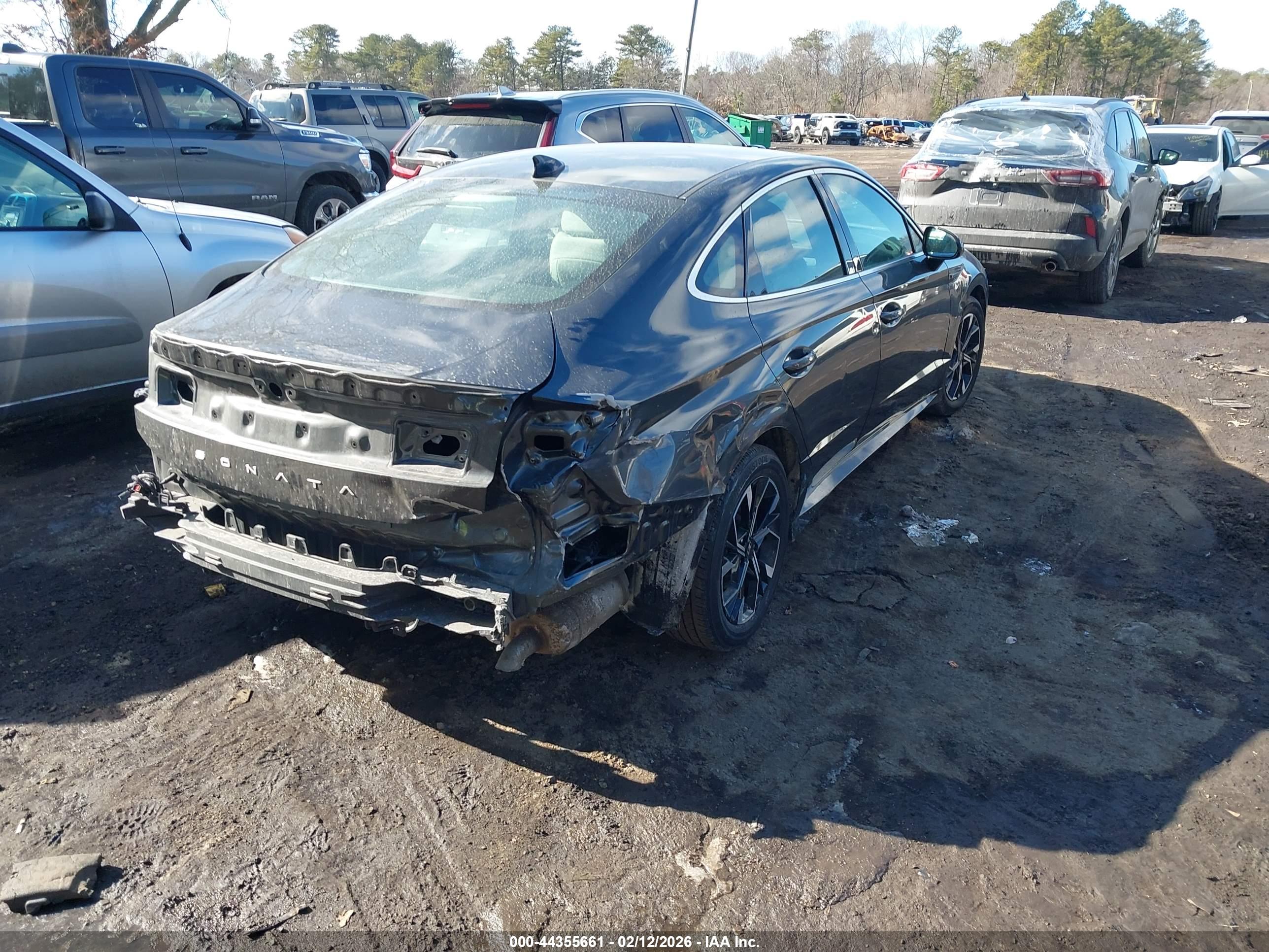 HYUNDAI SONATA image 4
