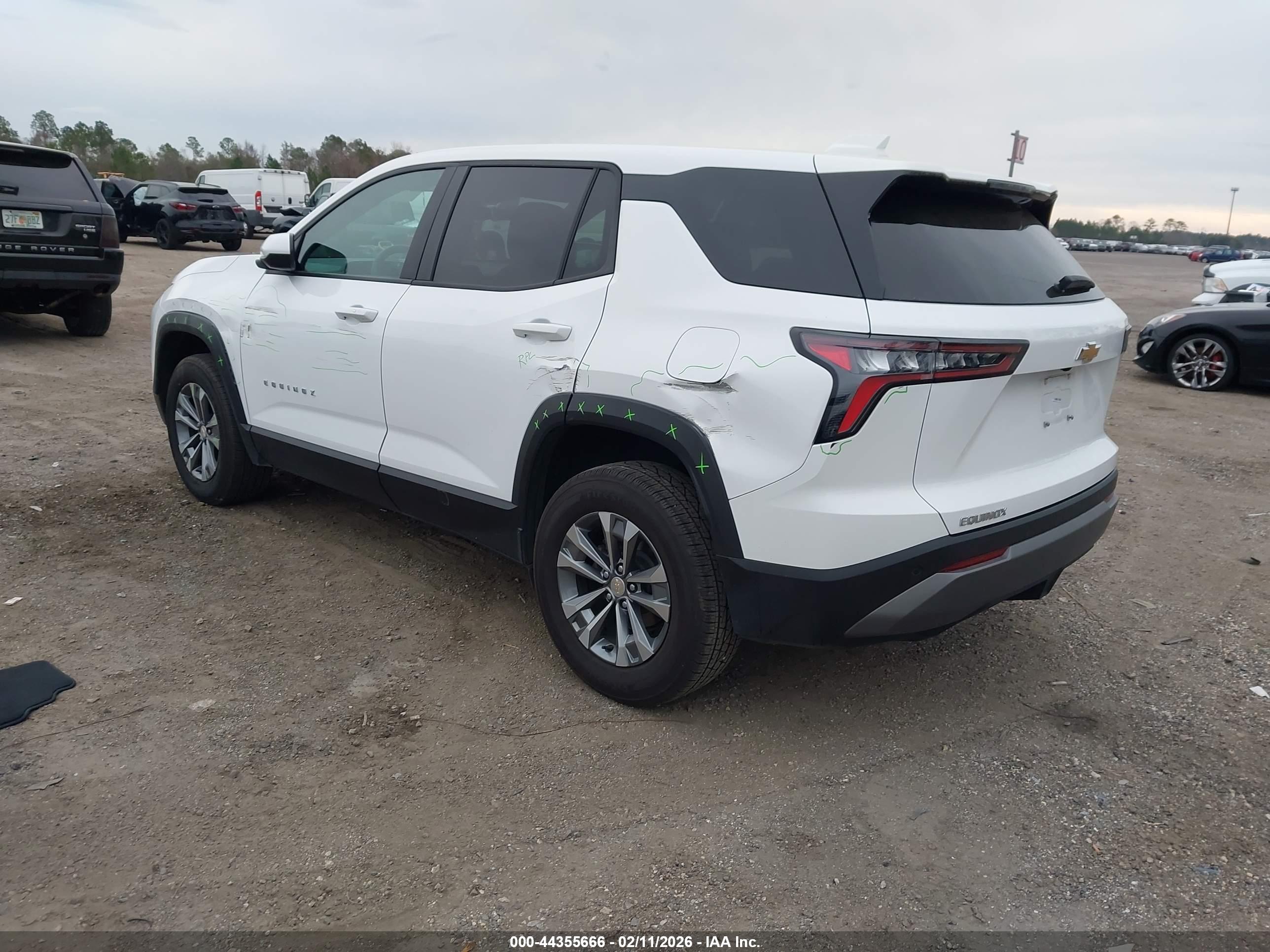 CHEVROLET EQUINOX image 3