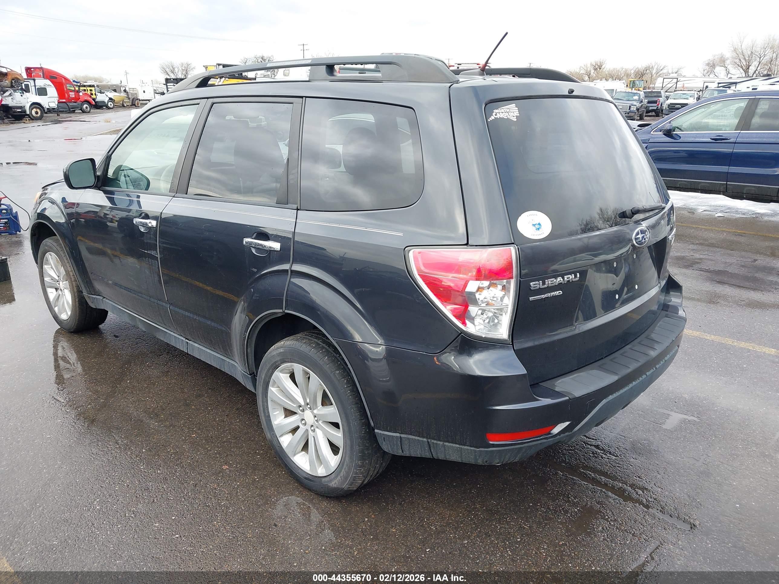 SUBARU FORESTER image 3