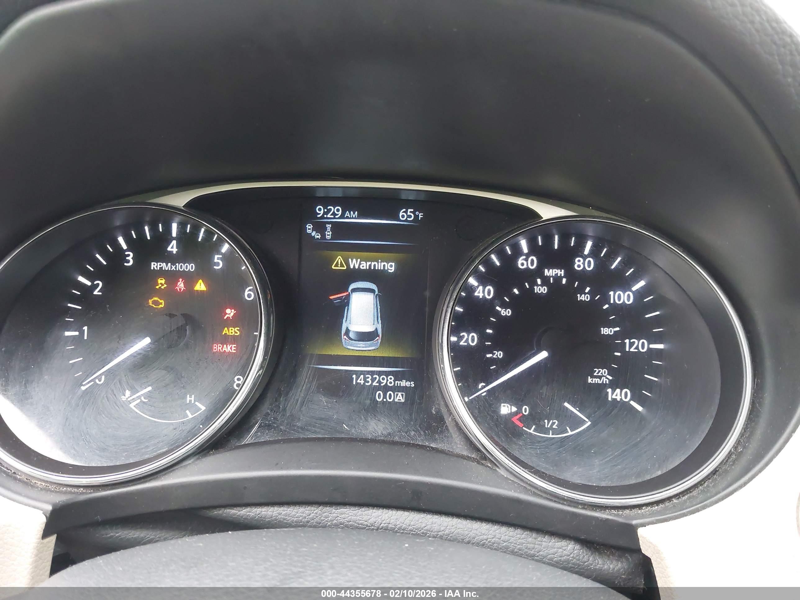 NISSAN ROGUE image 7
