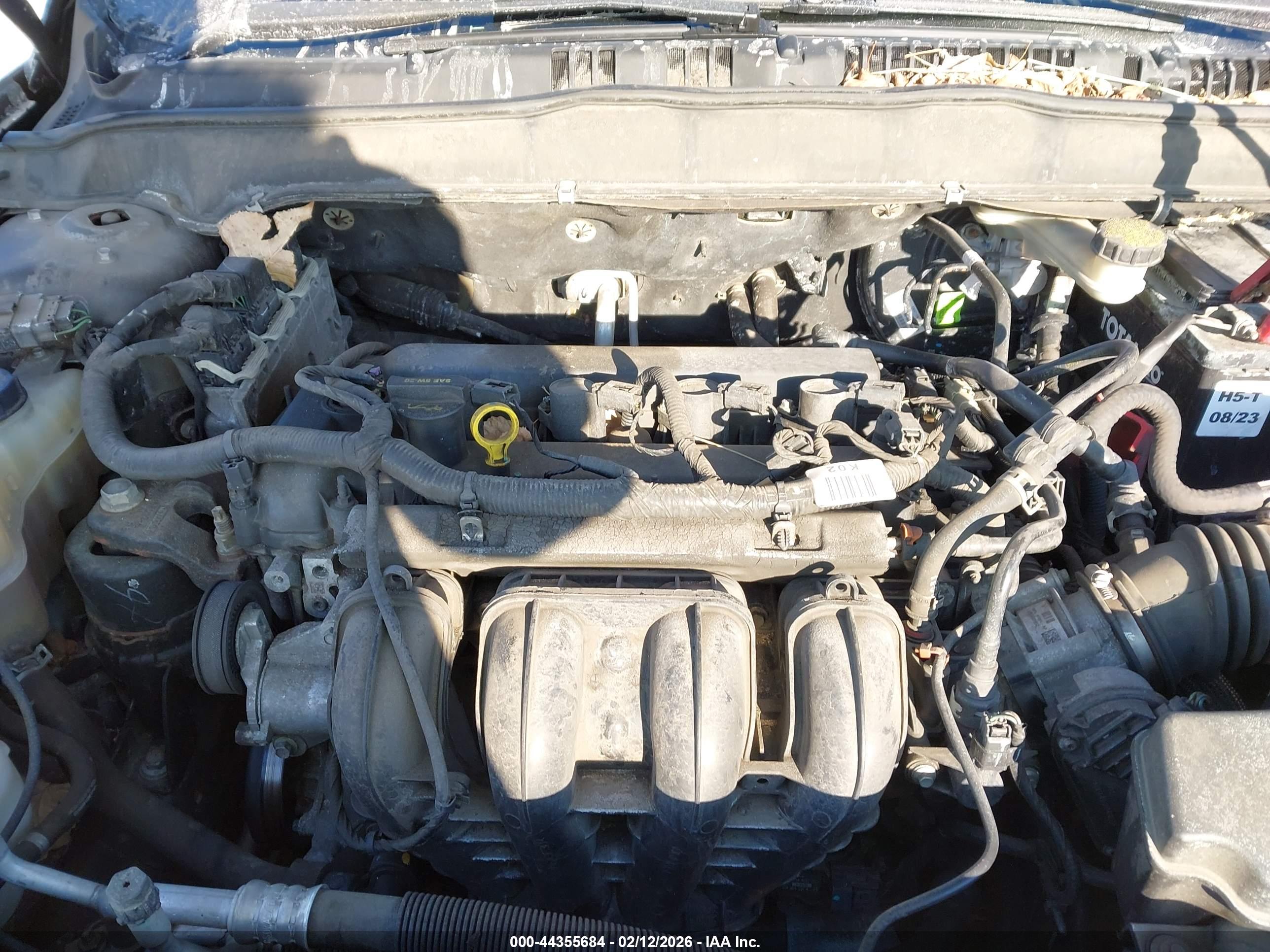 FORD FUSION image 10