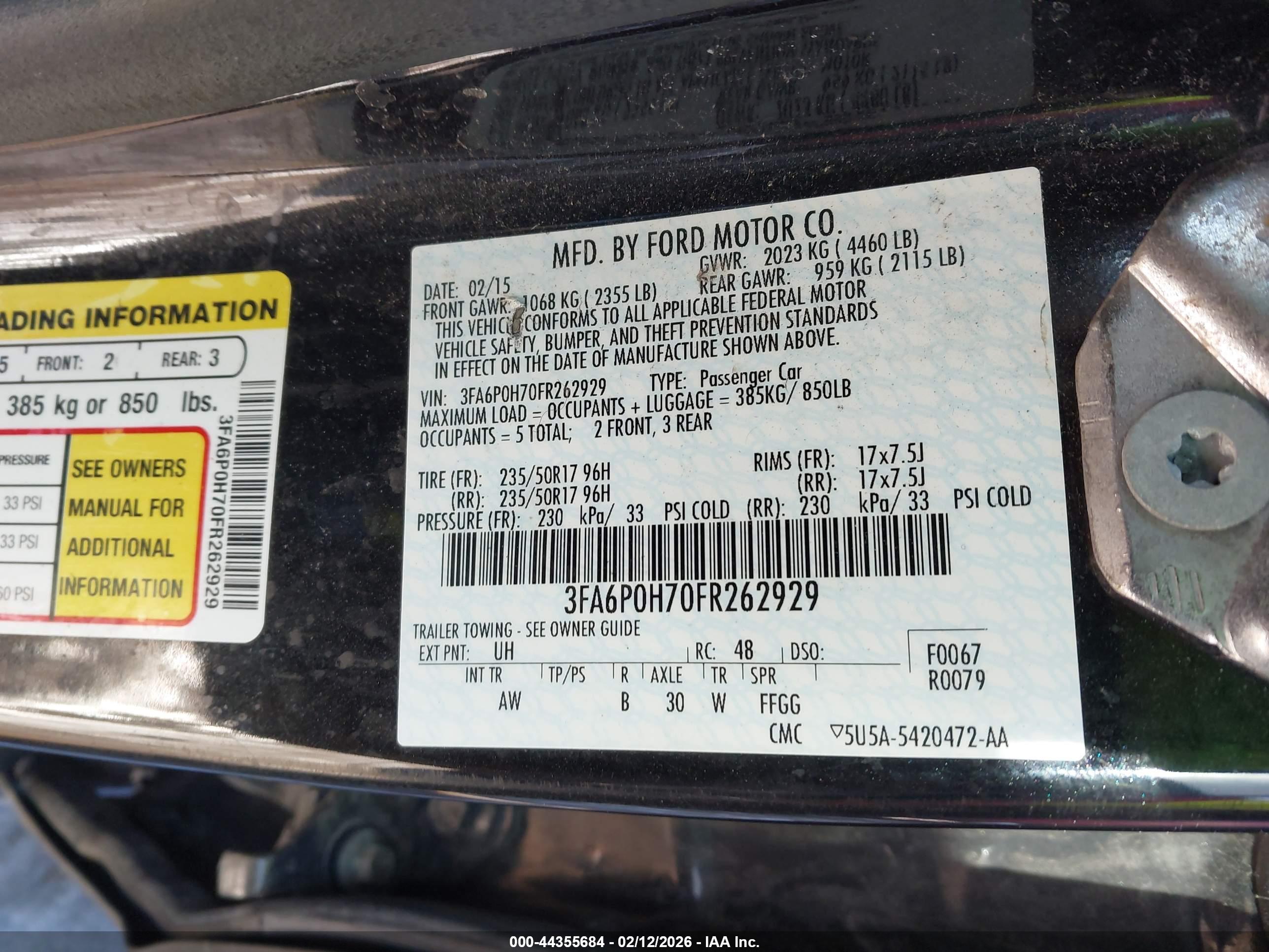 FORD FUSION image 9