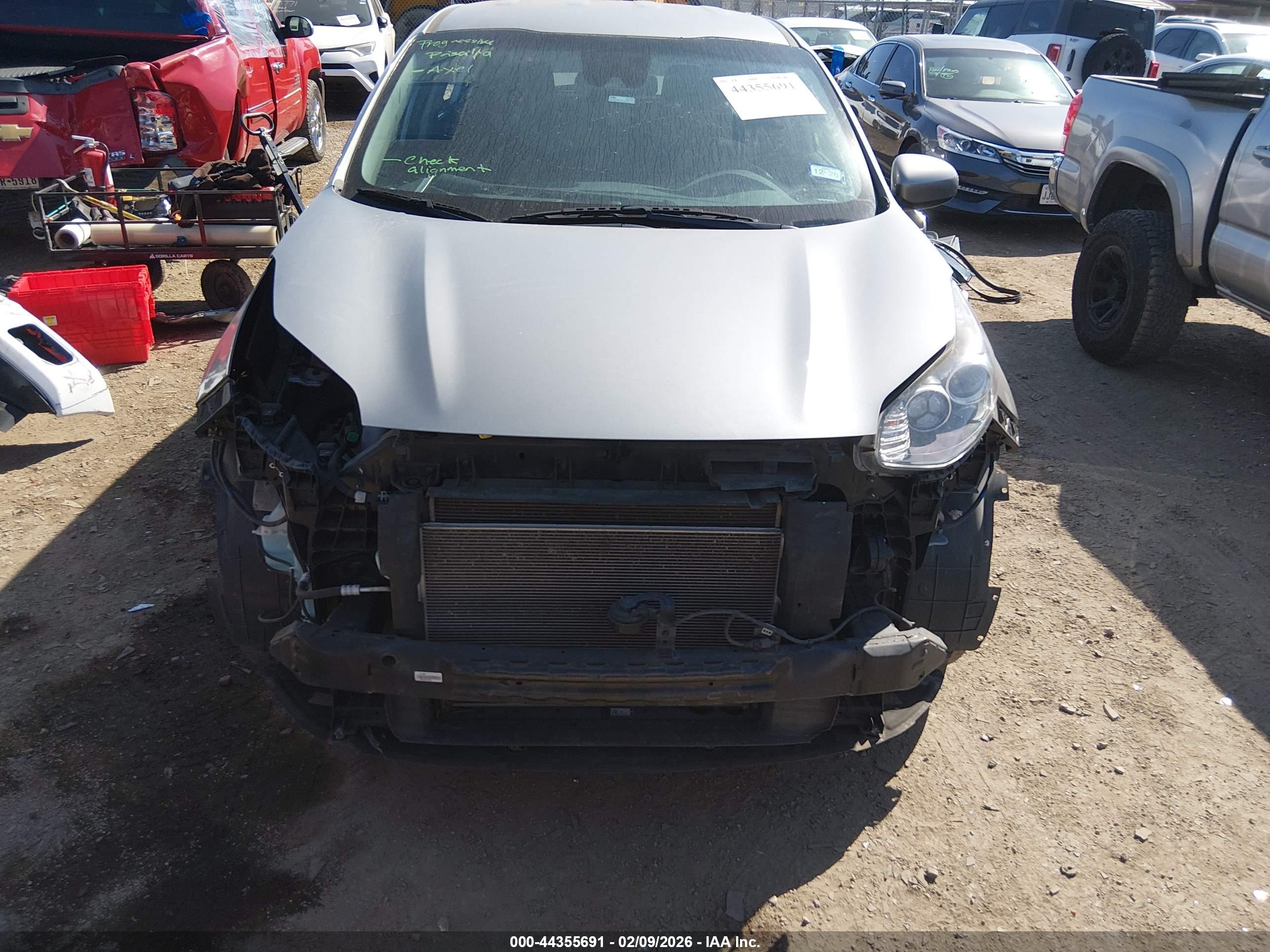 KIA SPORTAGE image 6