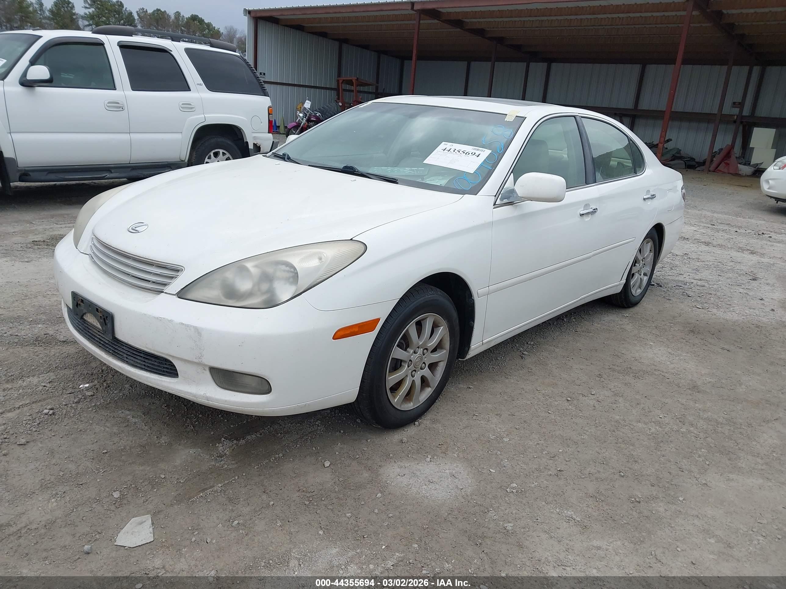LEXUS ES image 2