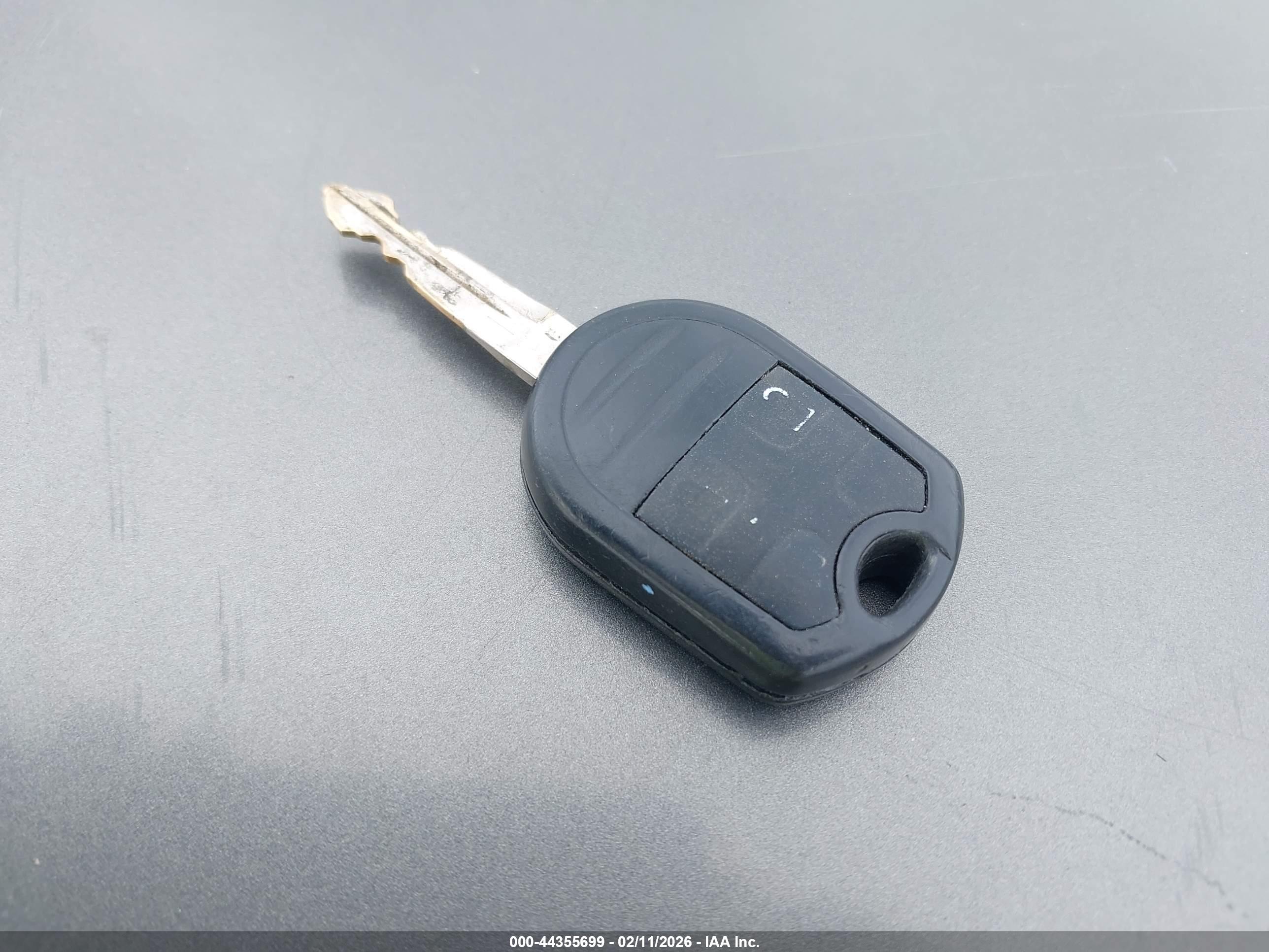 FORD FUSION image 11