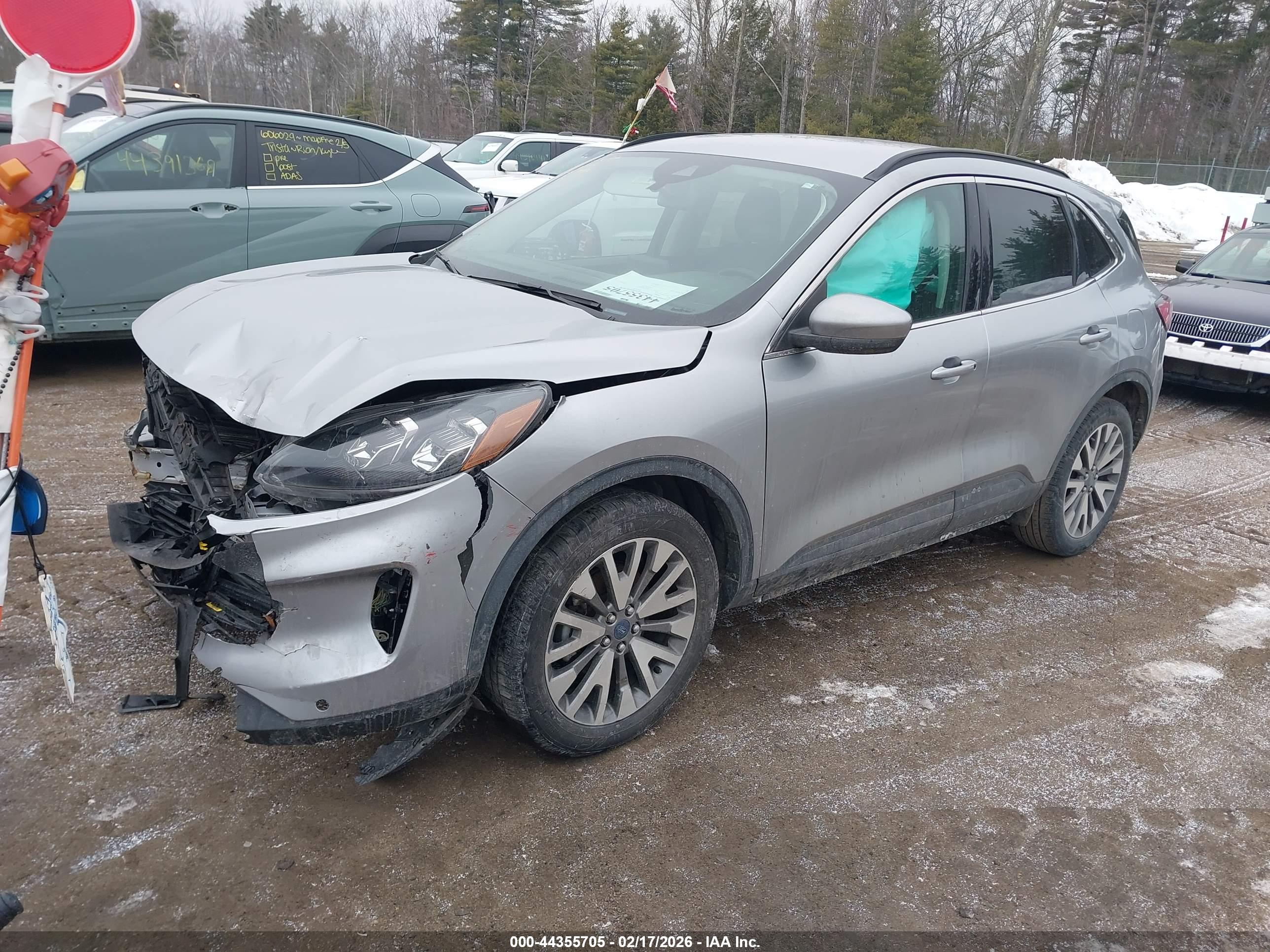 FORD ESCAPE image 2
