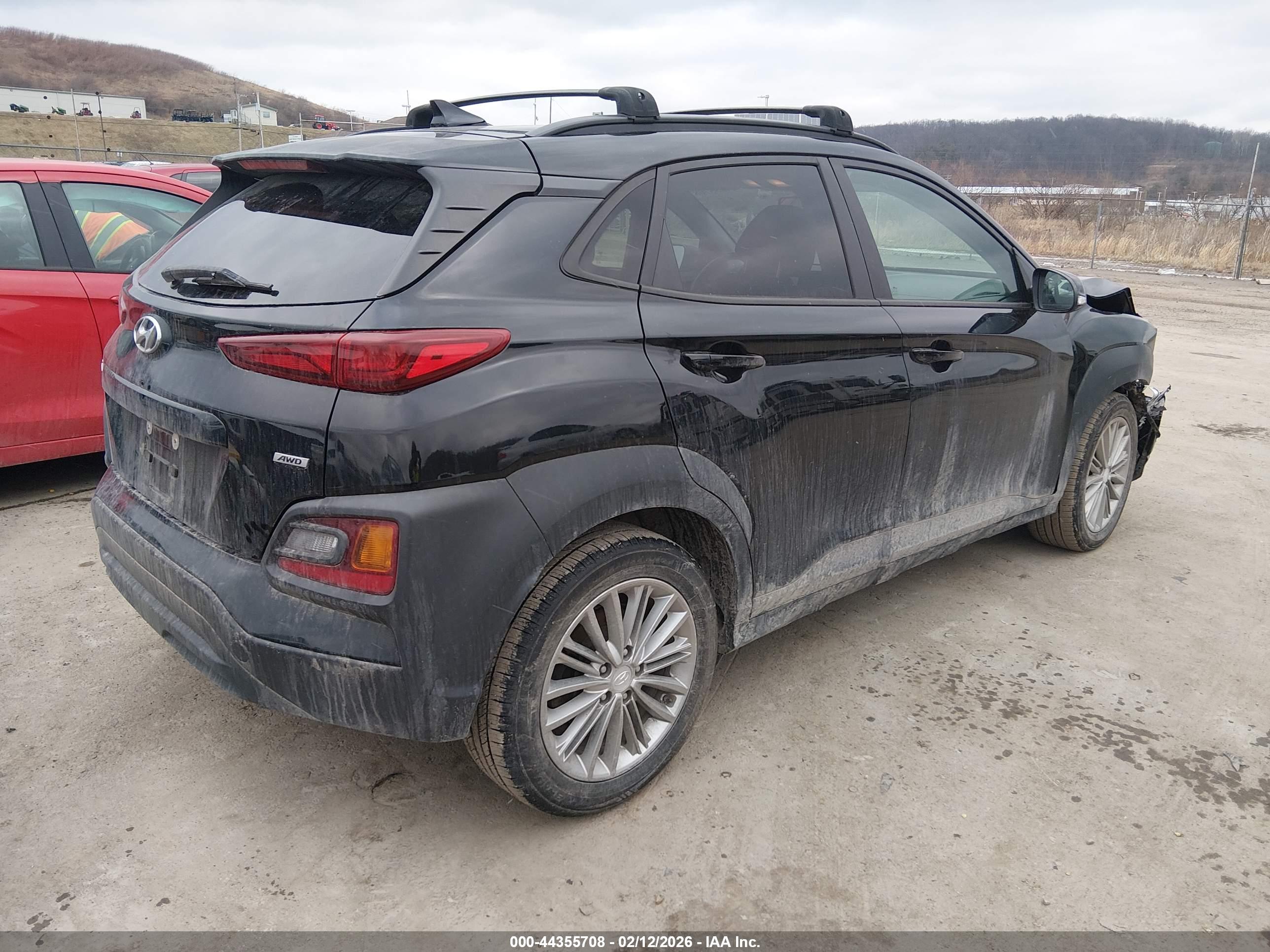 HYUNDAI KONA image 4