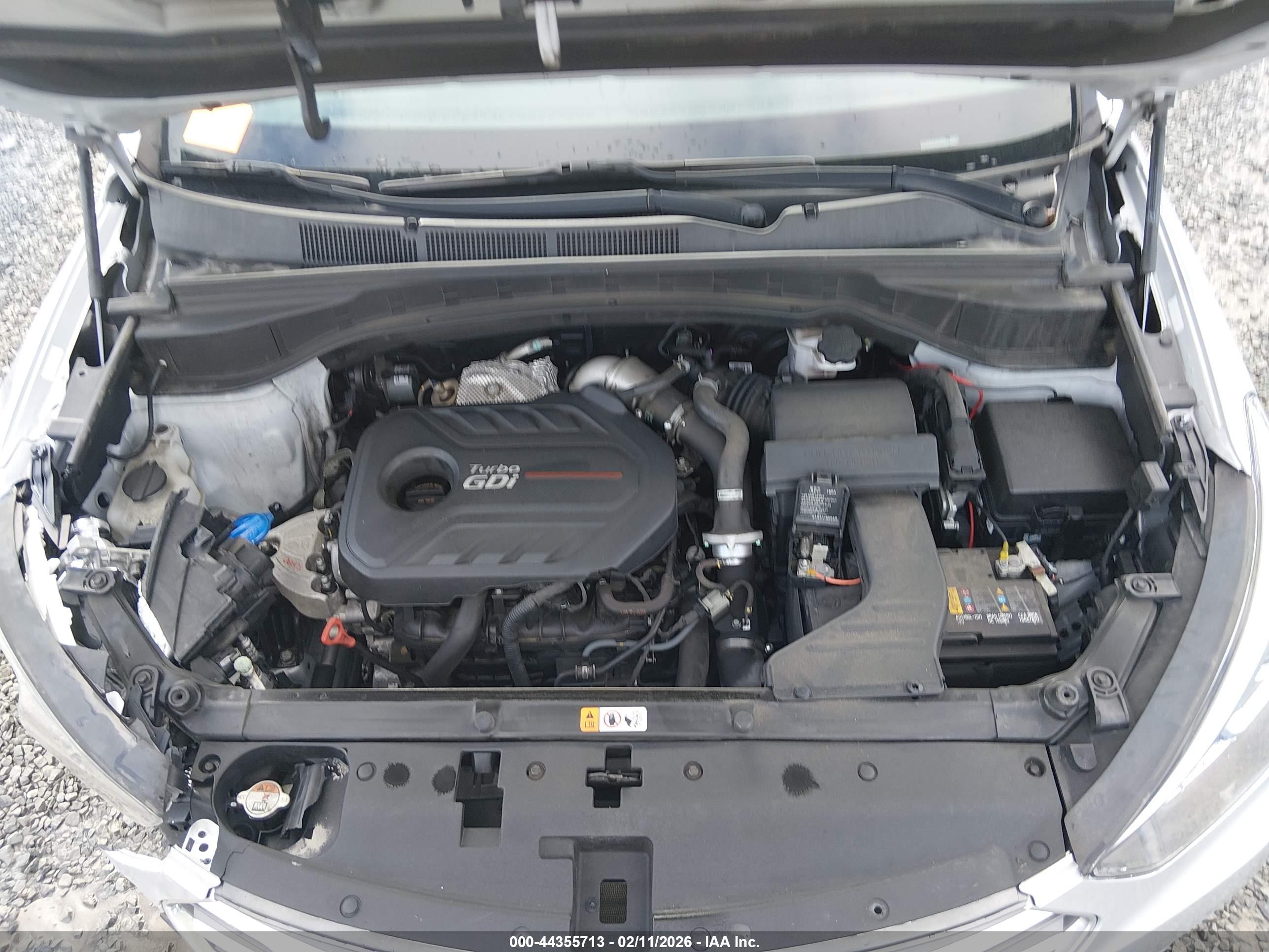HYUNDAI SANTA image 10
