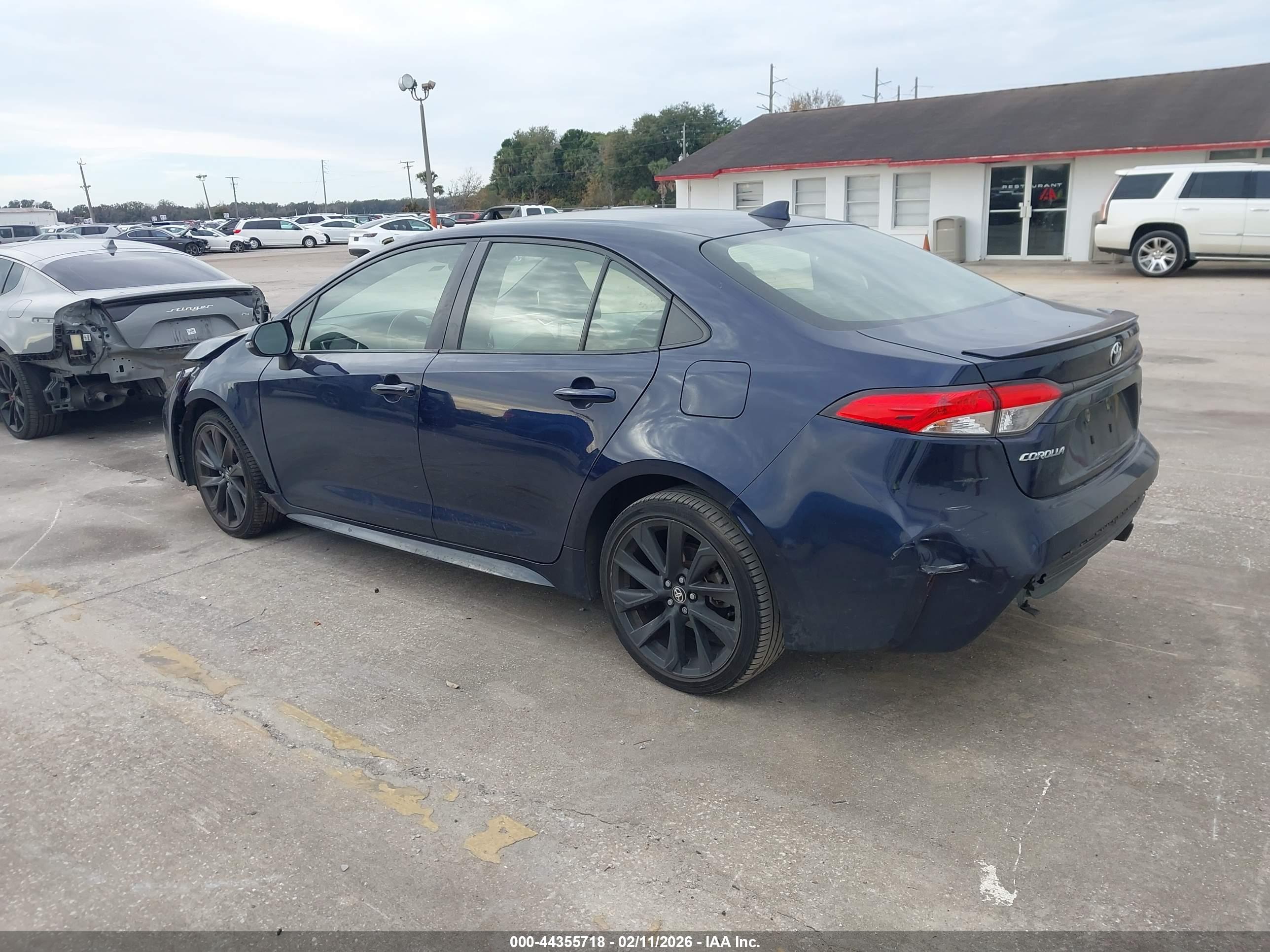 TOYOTA COROLLA image 3