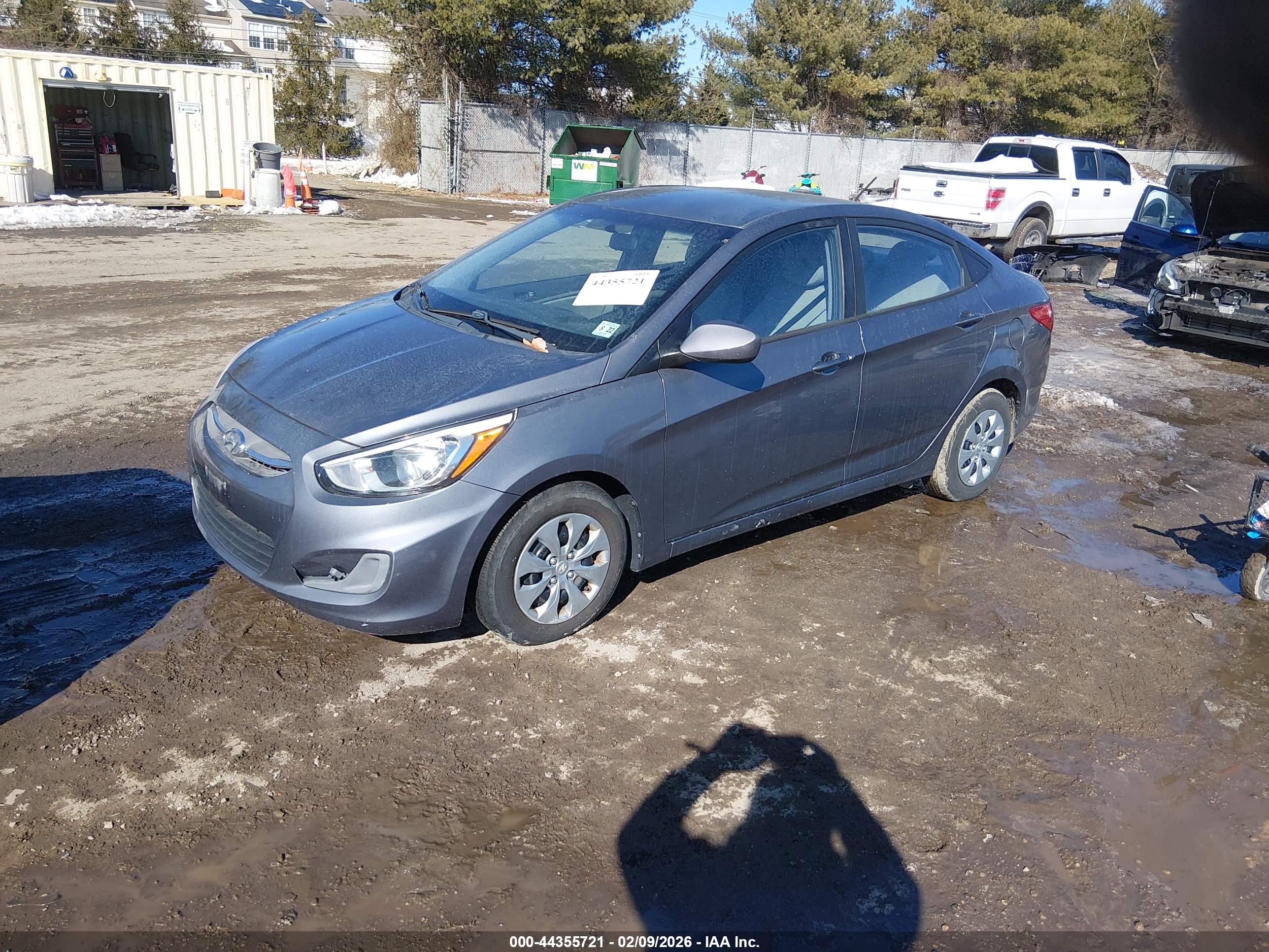 HYUNDAI ACCENT image 2