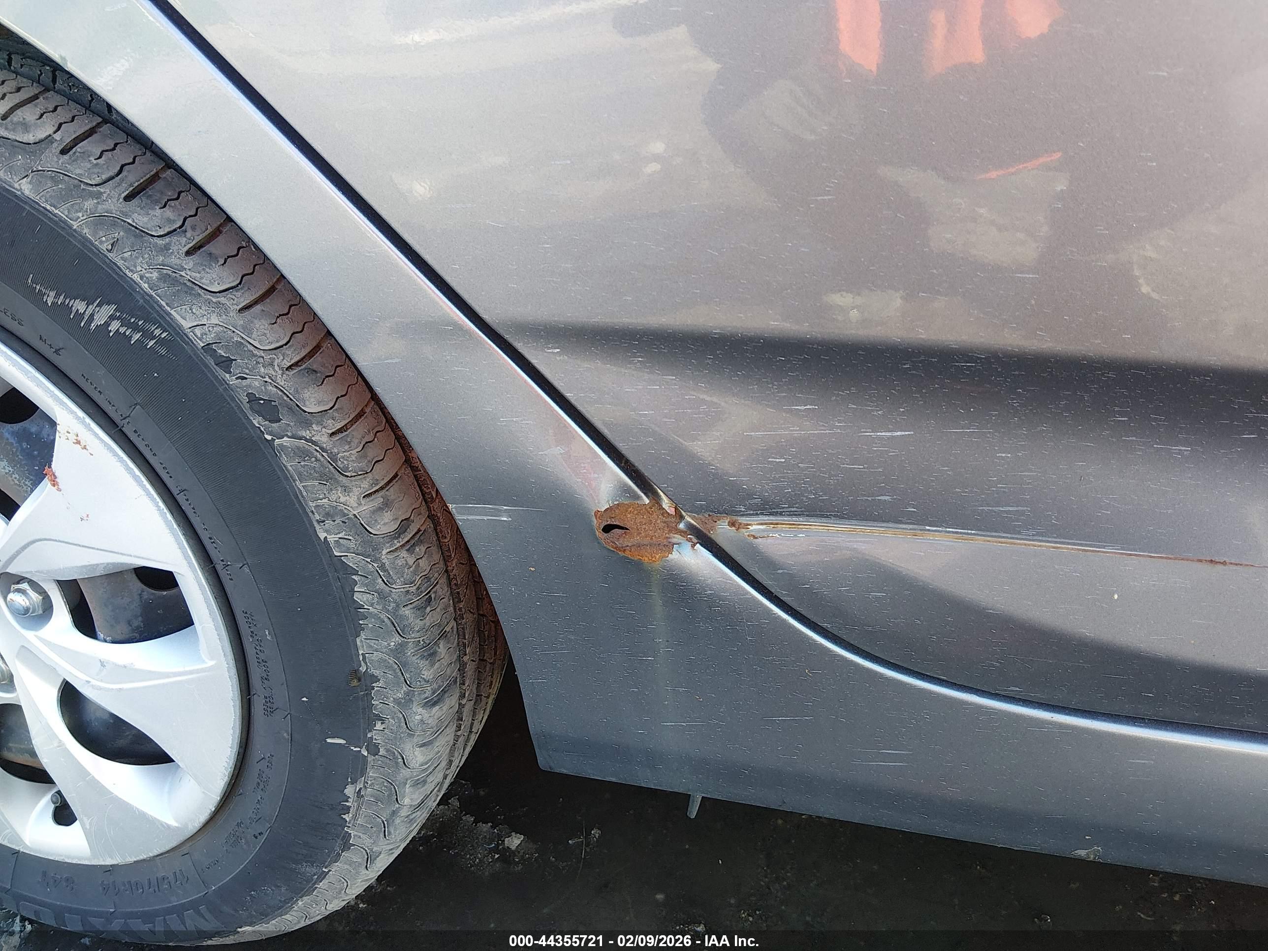 HYUNDAI ACCENT image 6