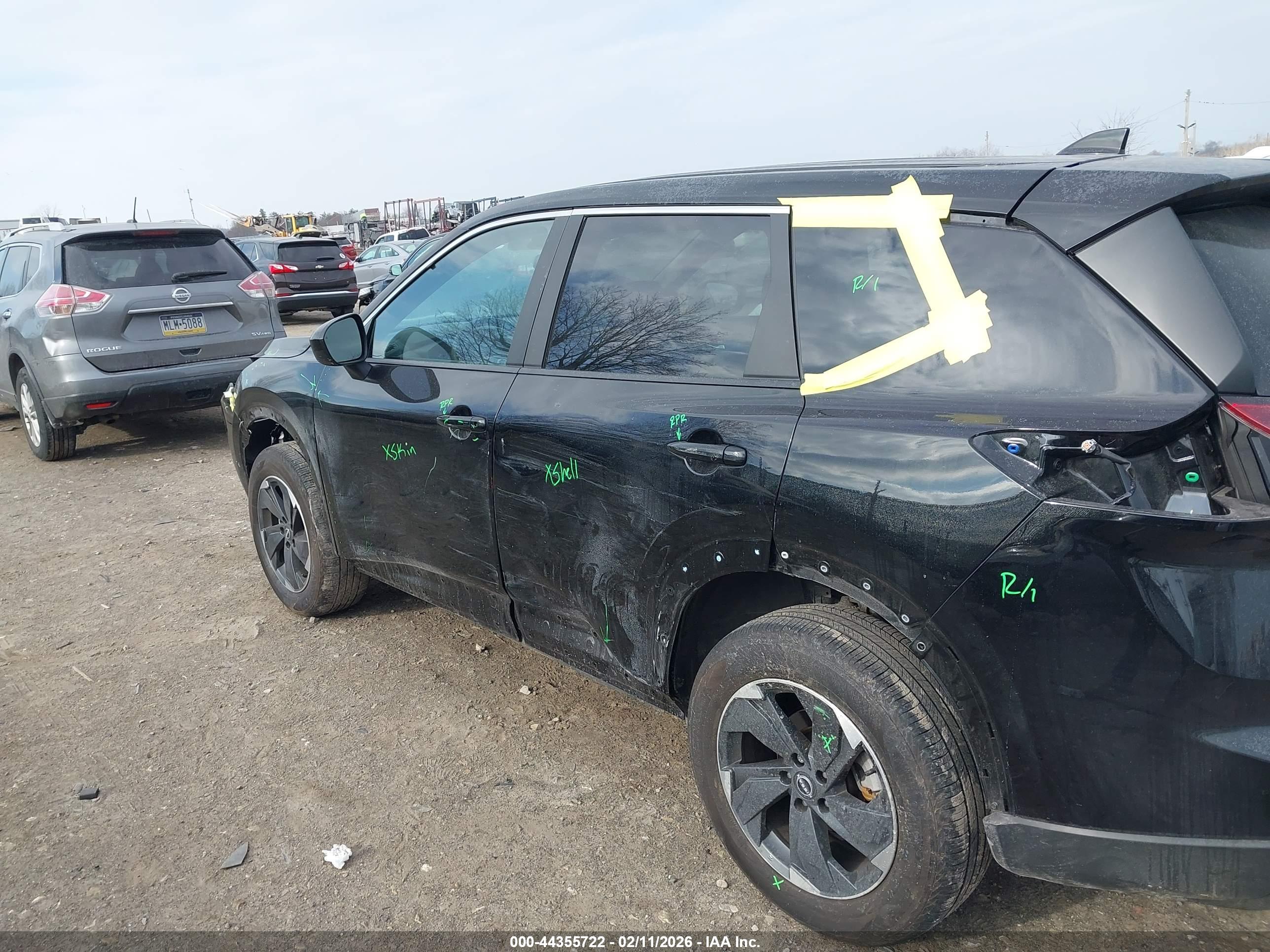 NISSAN ROGUE image 6