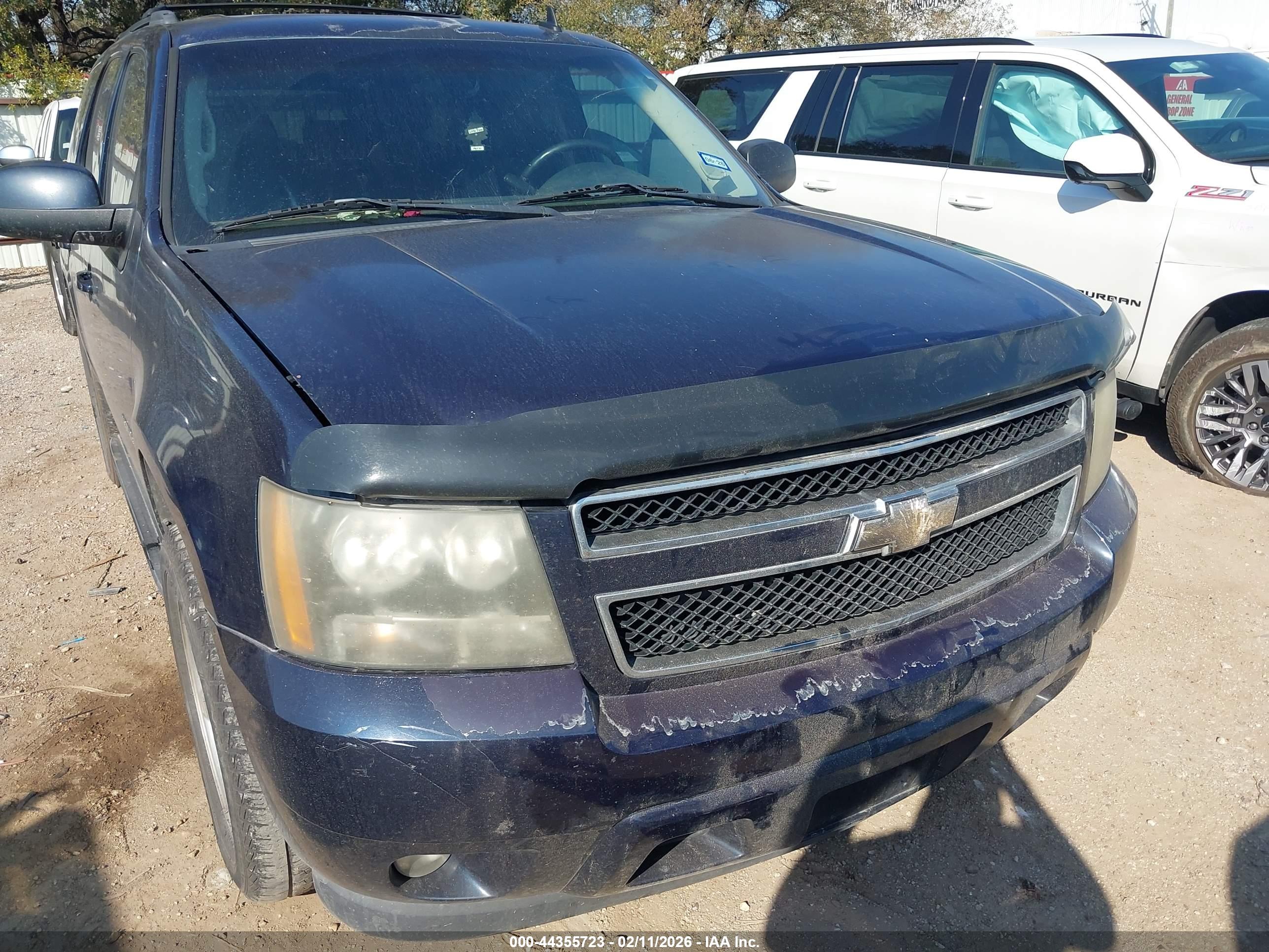 CHEVROLET TAHOE image 6