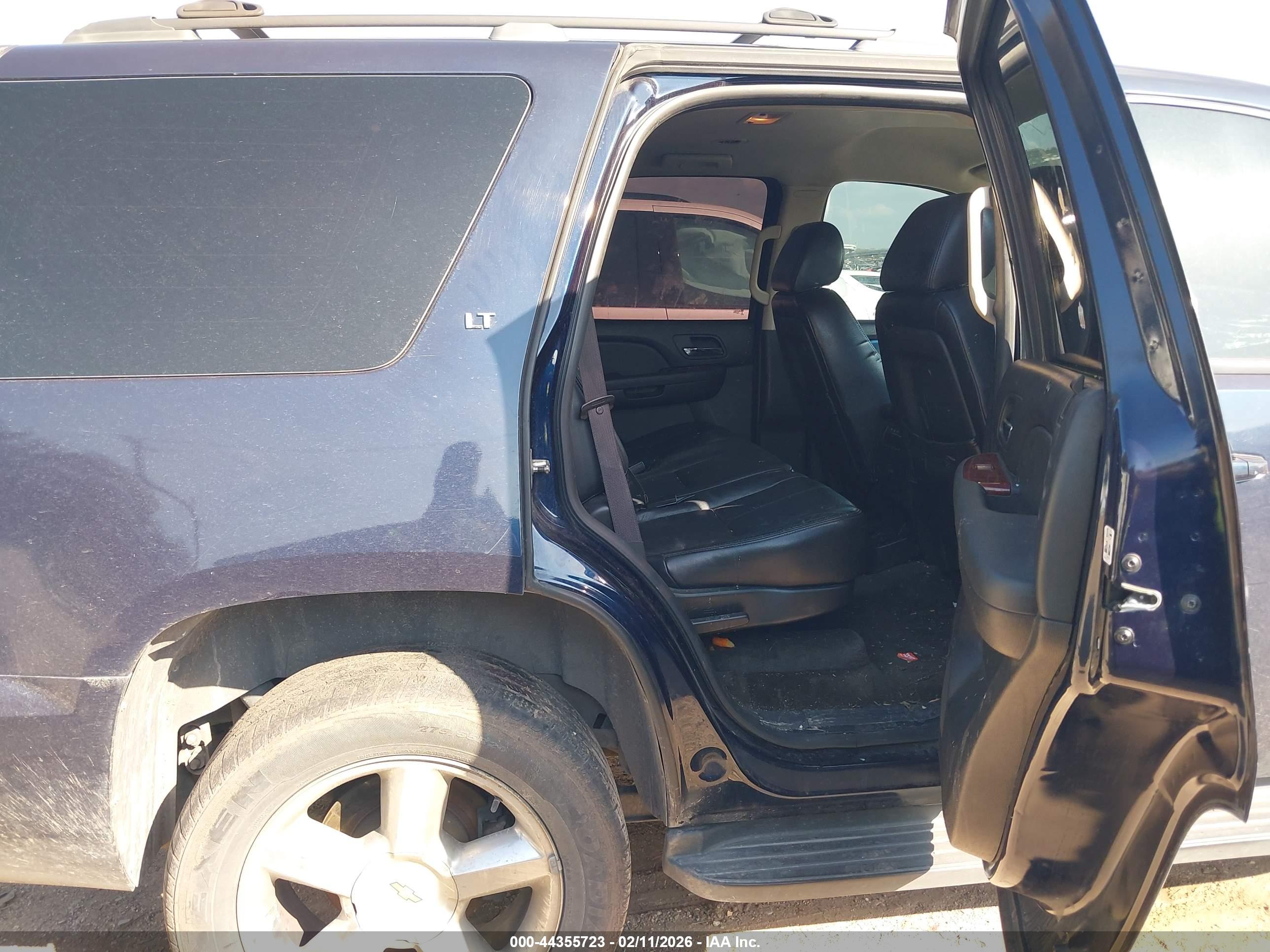 CHEVROLET TAHOE image 8