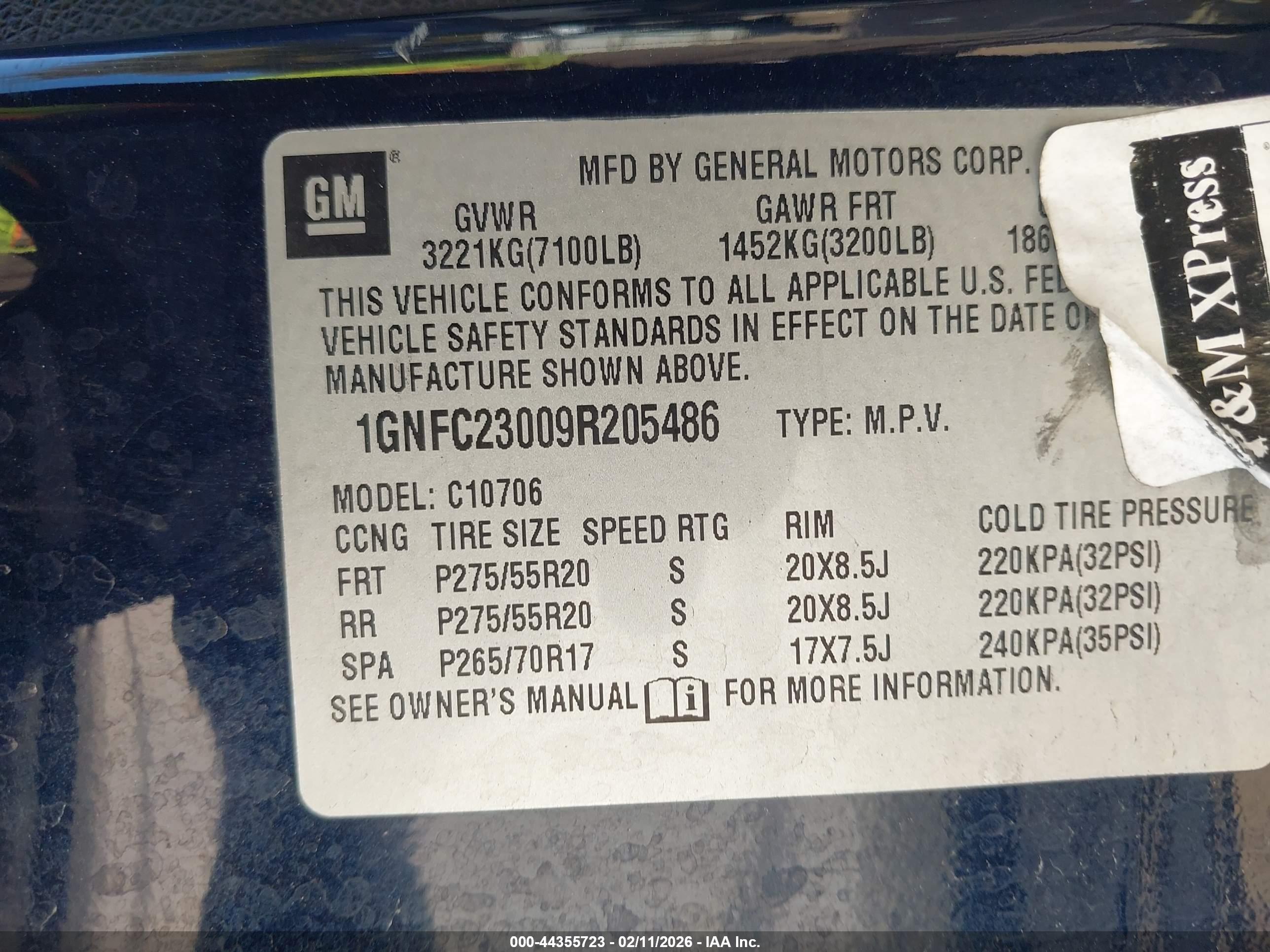 CHEVROLET TAHOE image 9