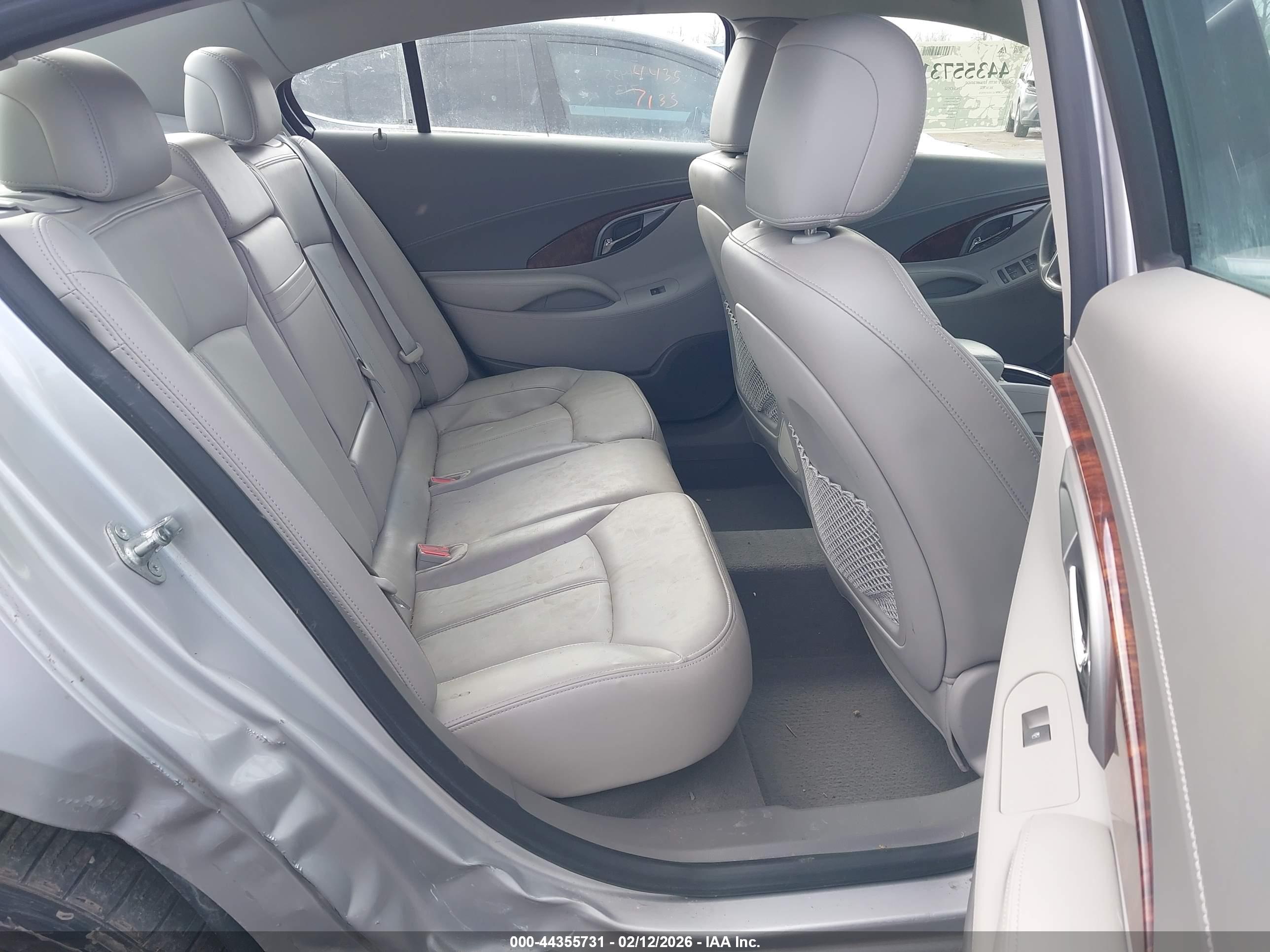 BUICK LACROSSE image 8