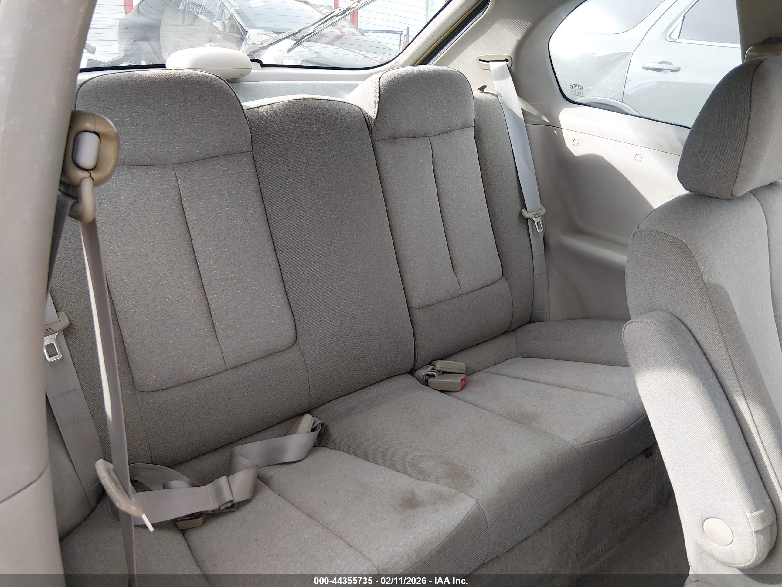 HYUNDAI ACCENT image 8