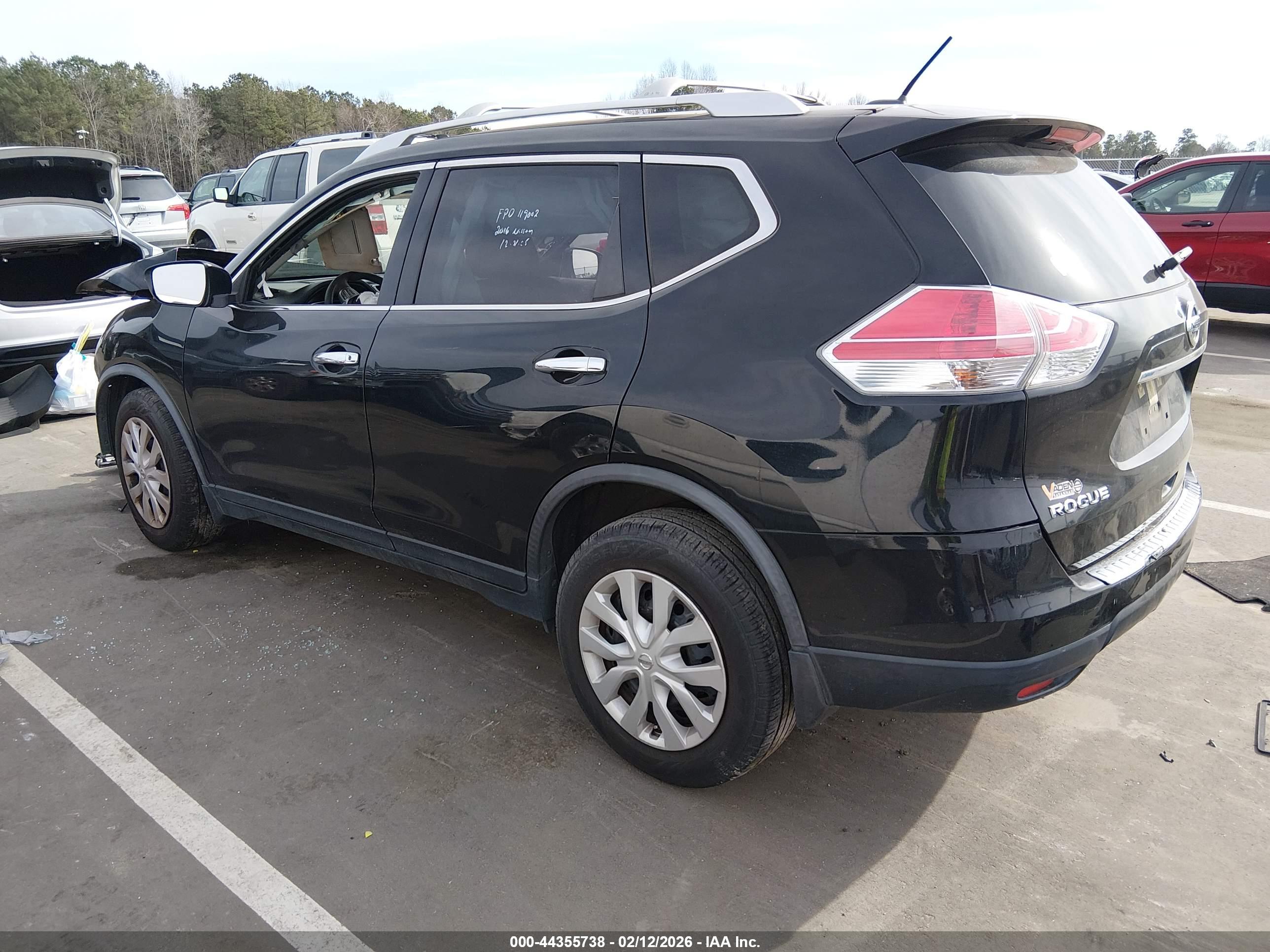NISSAN ROGUE image 3