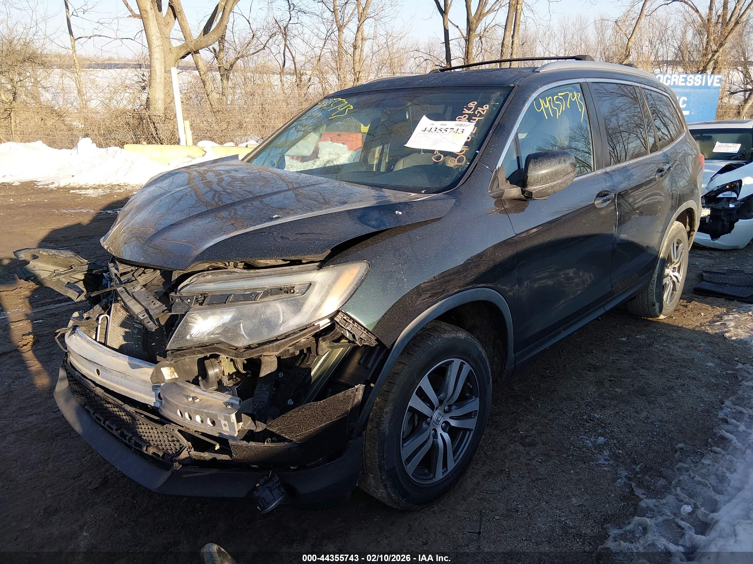 HONDA PILOT image 2