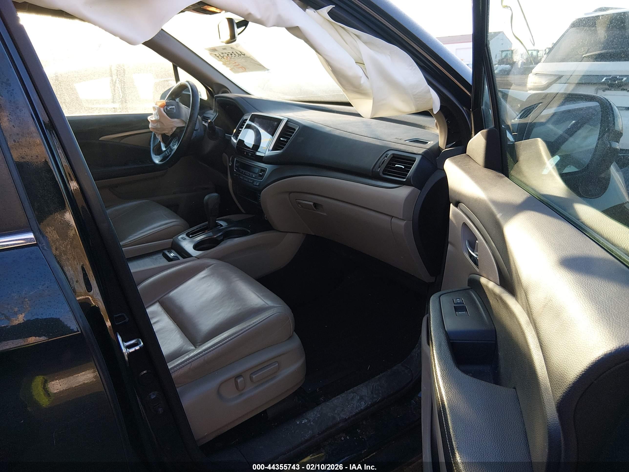 HONDA PILOT image 5