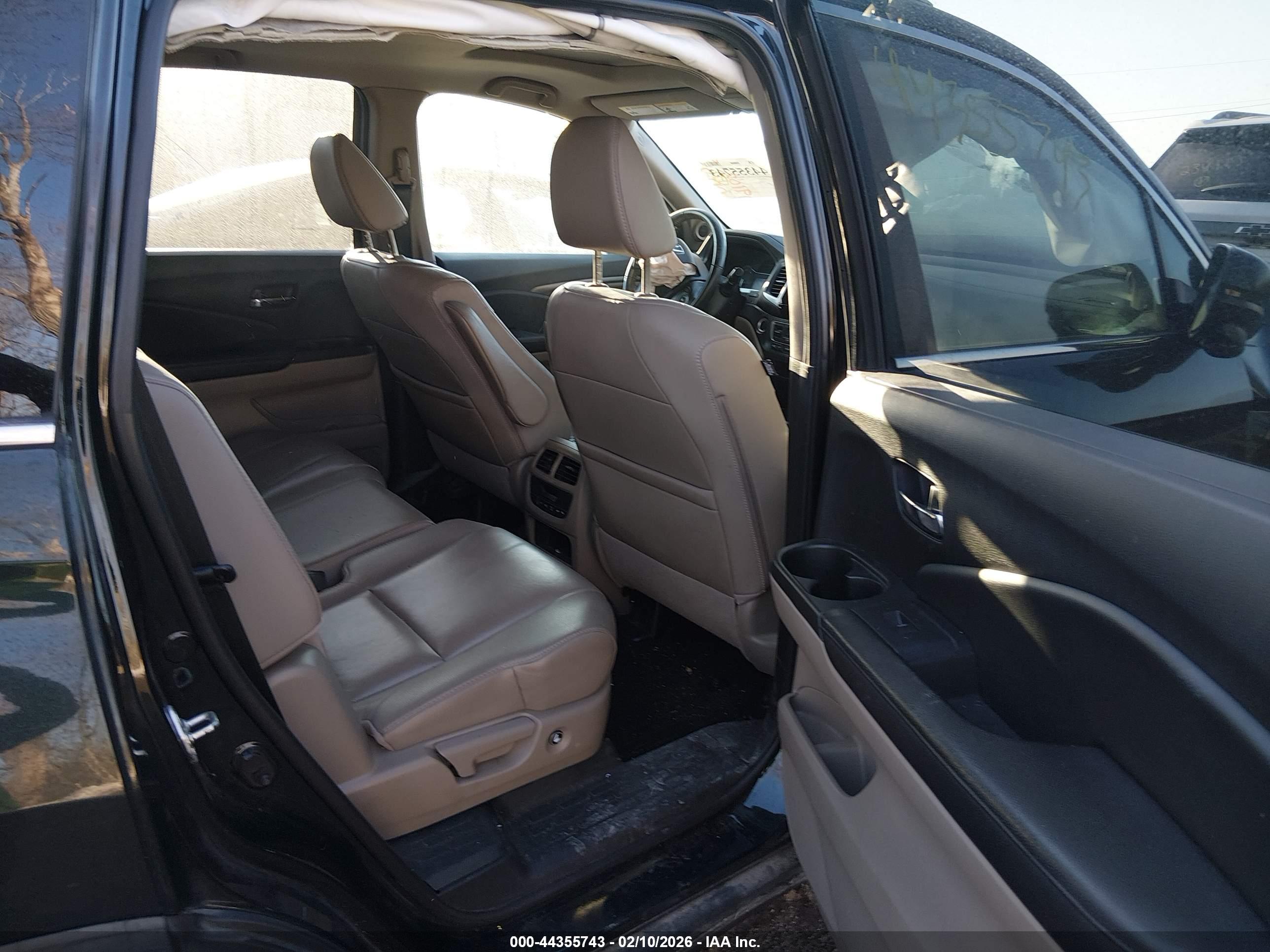 HONDA PILOT image 8