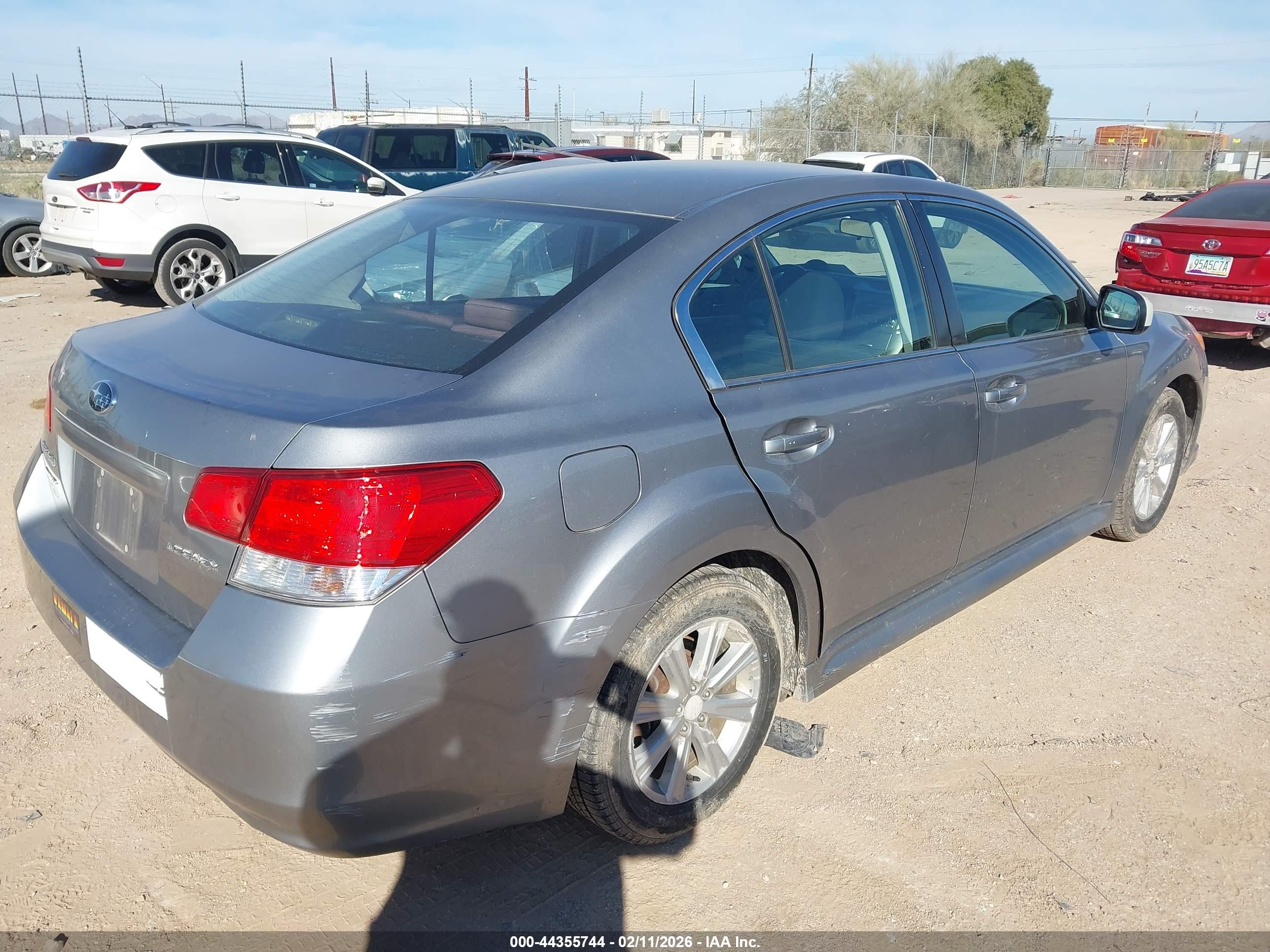 SUBARU LEGACY image 4