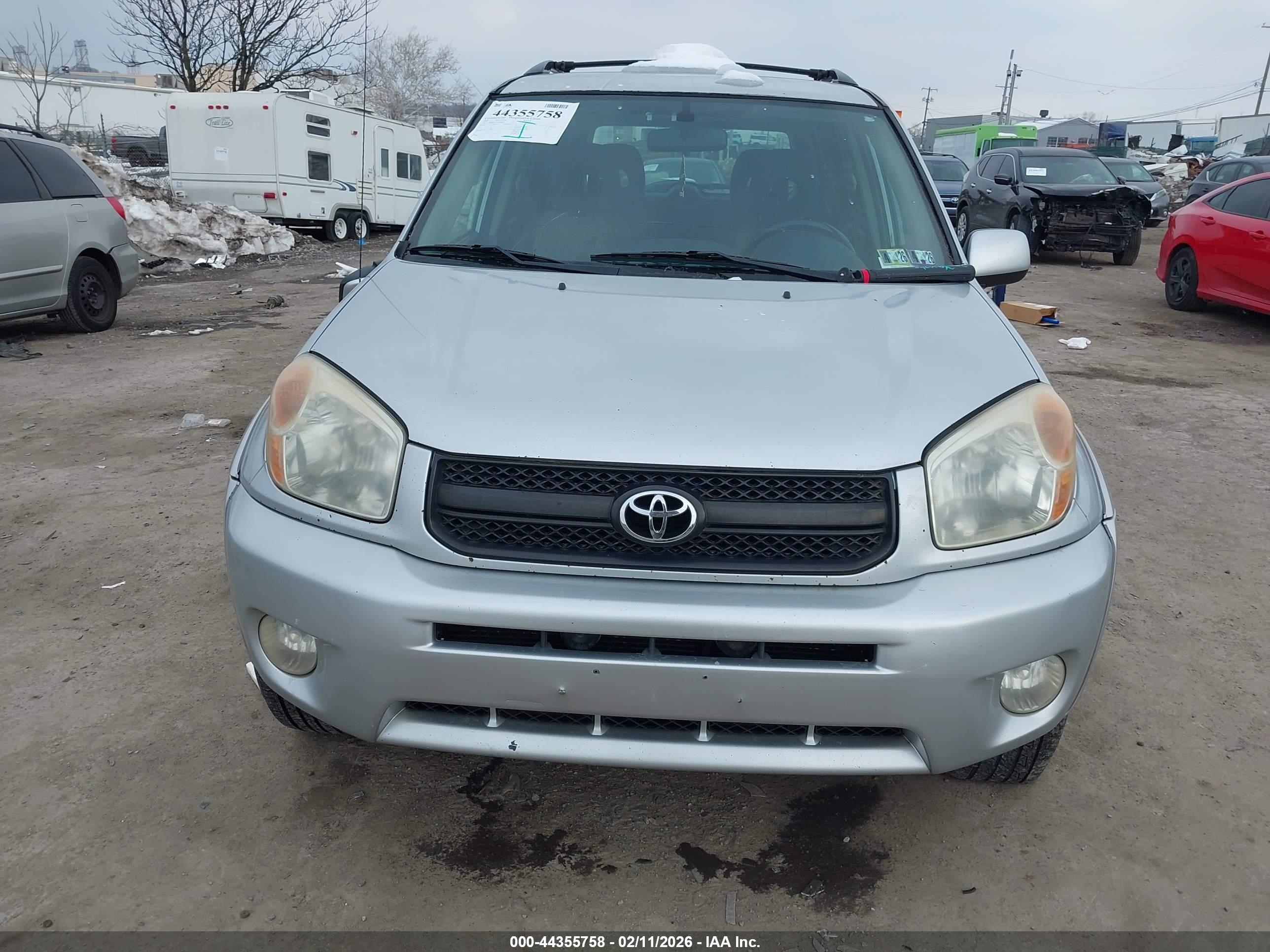TOYOTA RAV4 image 6