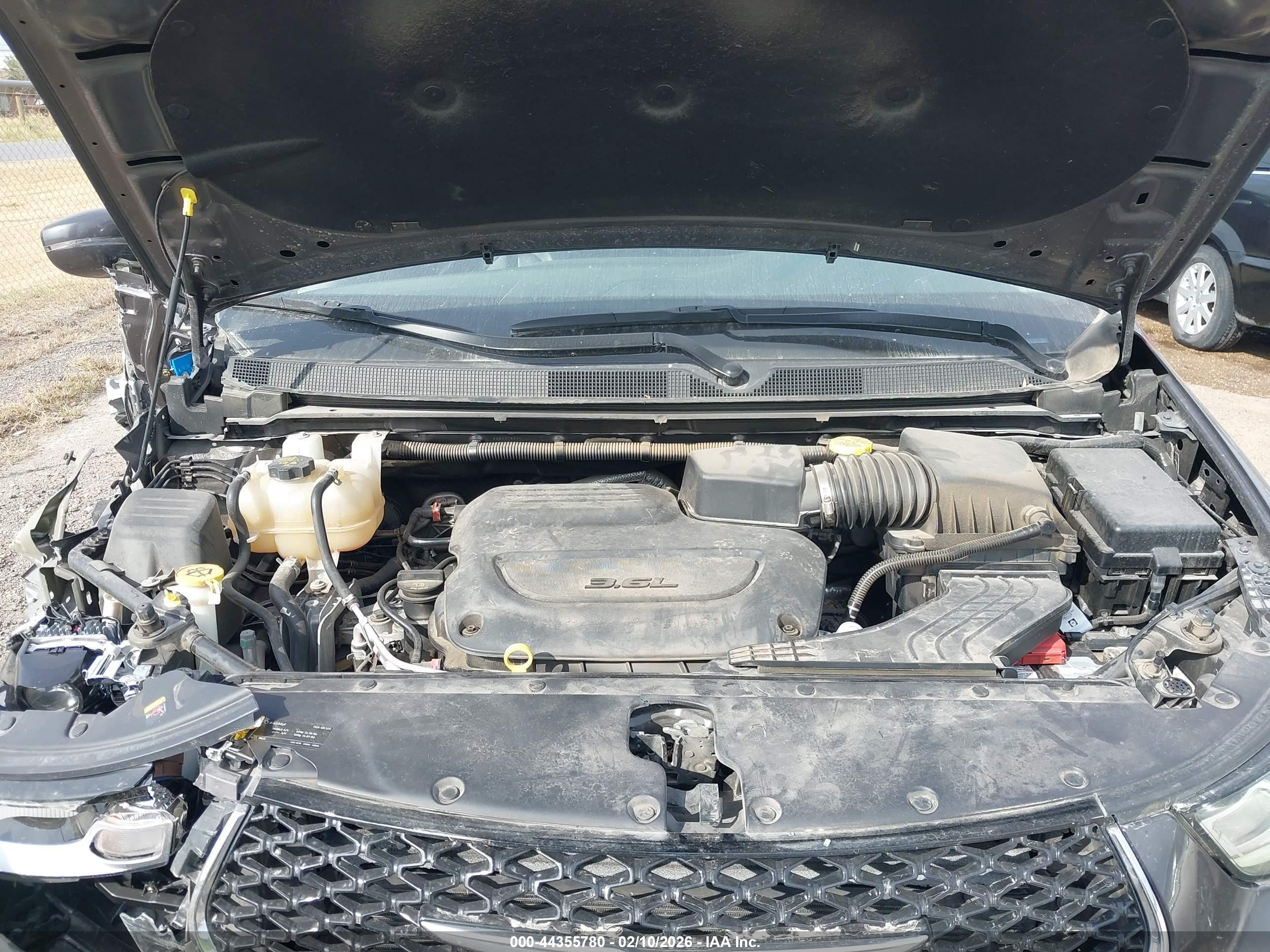 CHRYSLER PACIFICA image 6