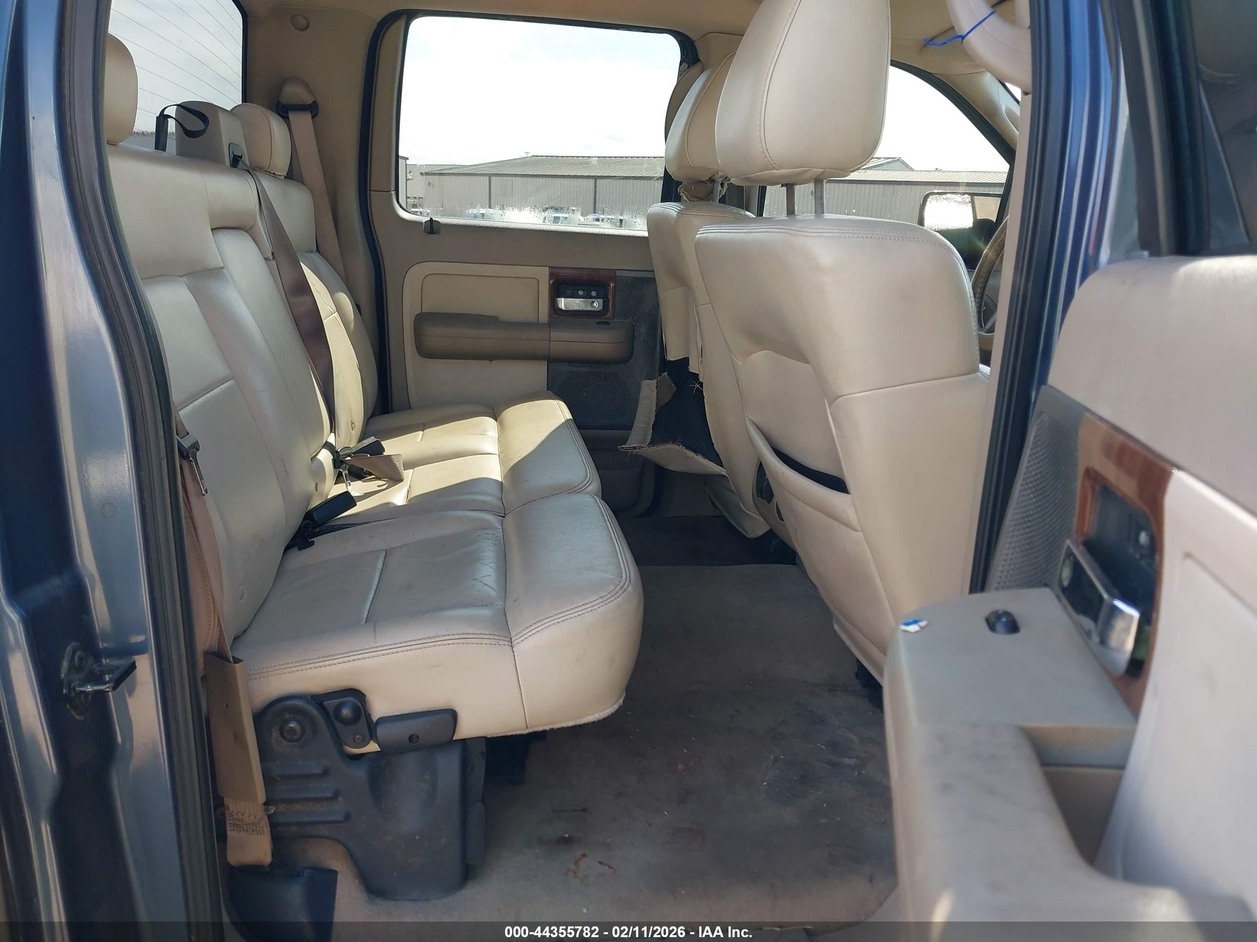 FORD F-150 image 8