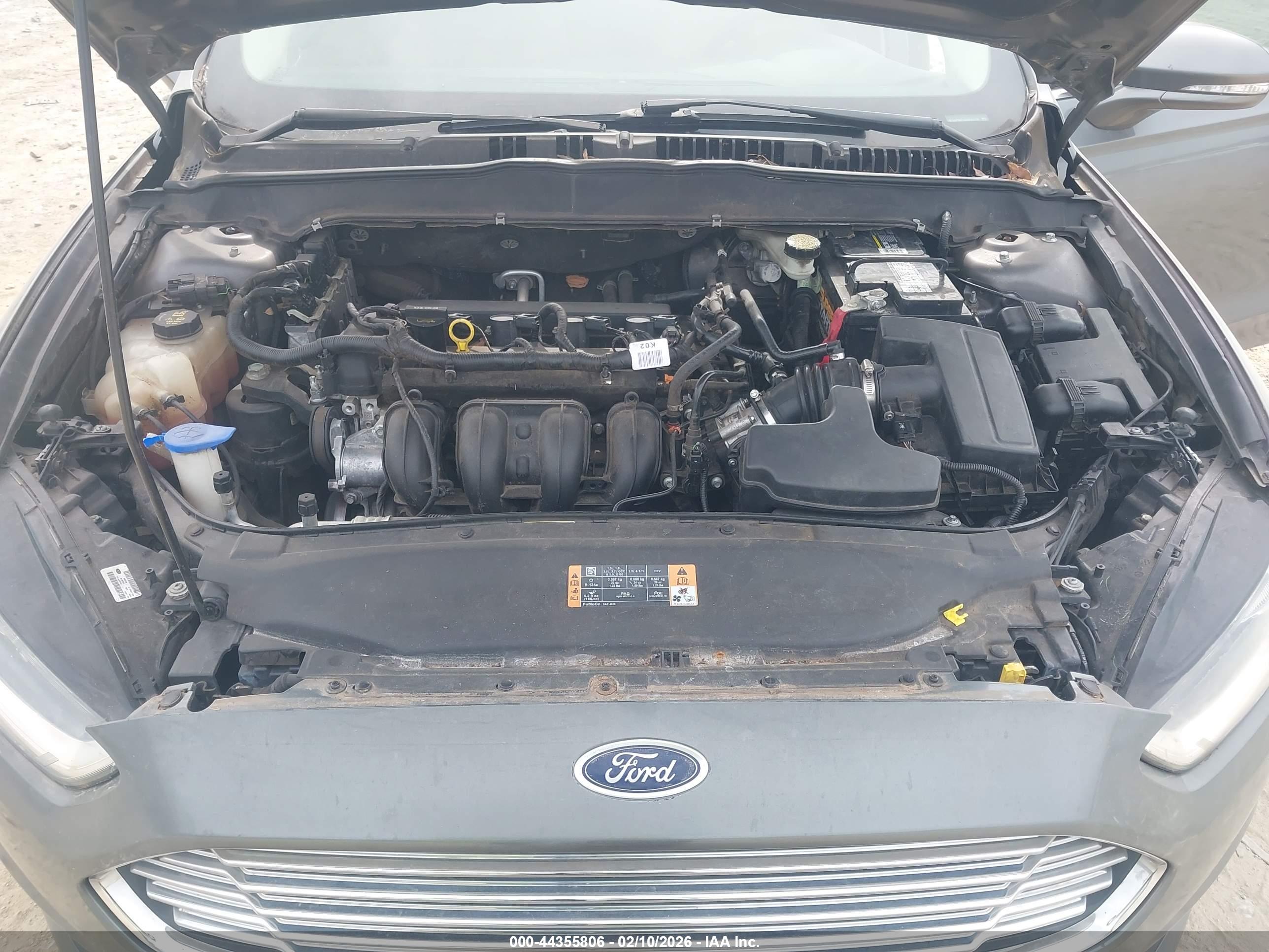 FORD FUSION image 10
